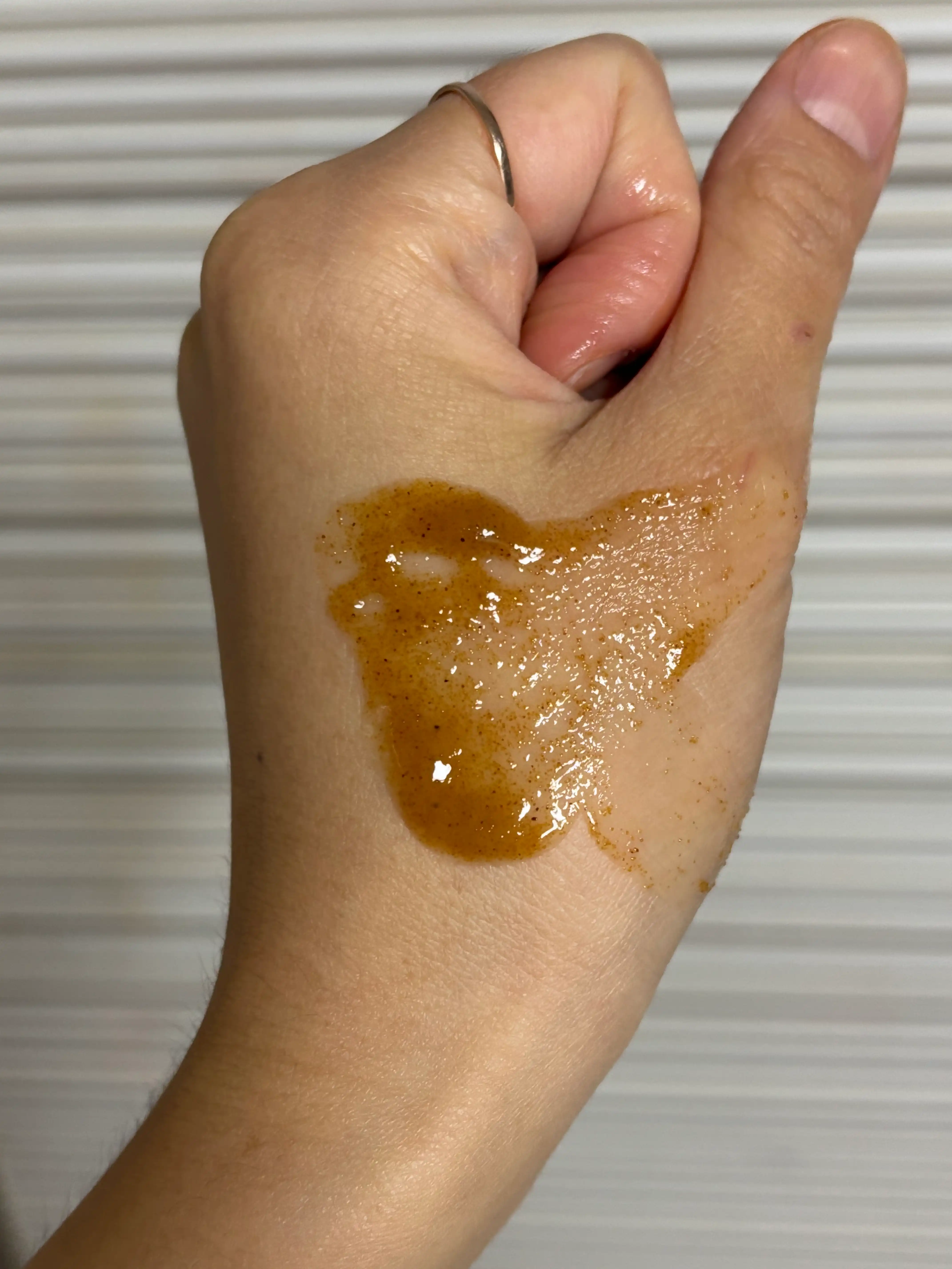 언니의파우치 리뷰 이미지 3 - [바디 스크럽 로즈마리 허브]