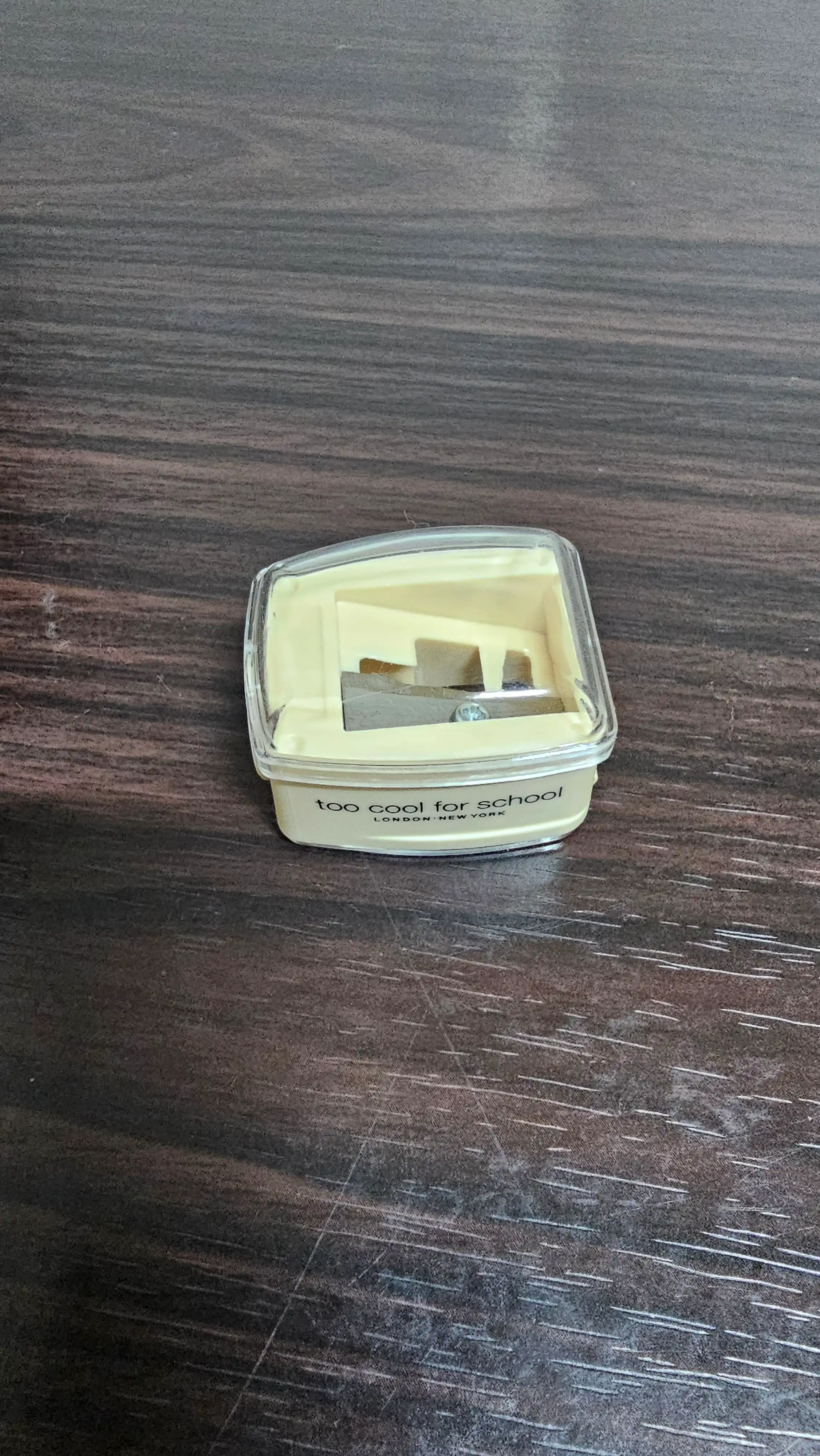 언니의파우치 리뷰 이미지 2 - [프로타주 펜슬 전용 샤프너]