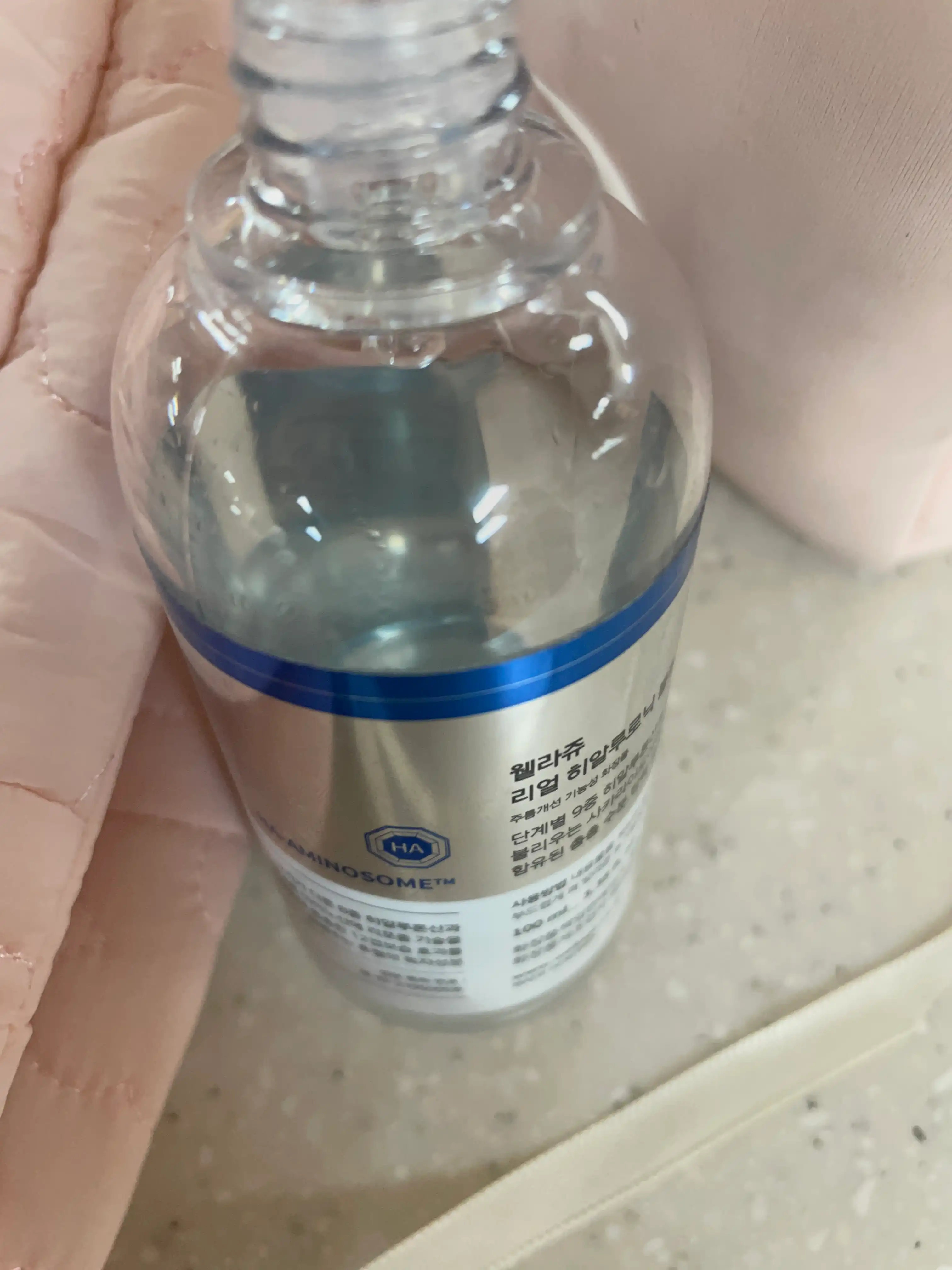 언니의파우치 리뷰 이미지 2 - [리얼 히알루로닉 블루 100 앰플]