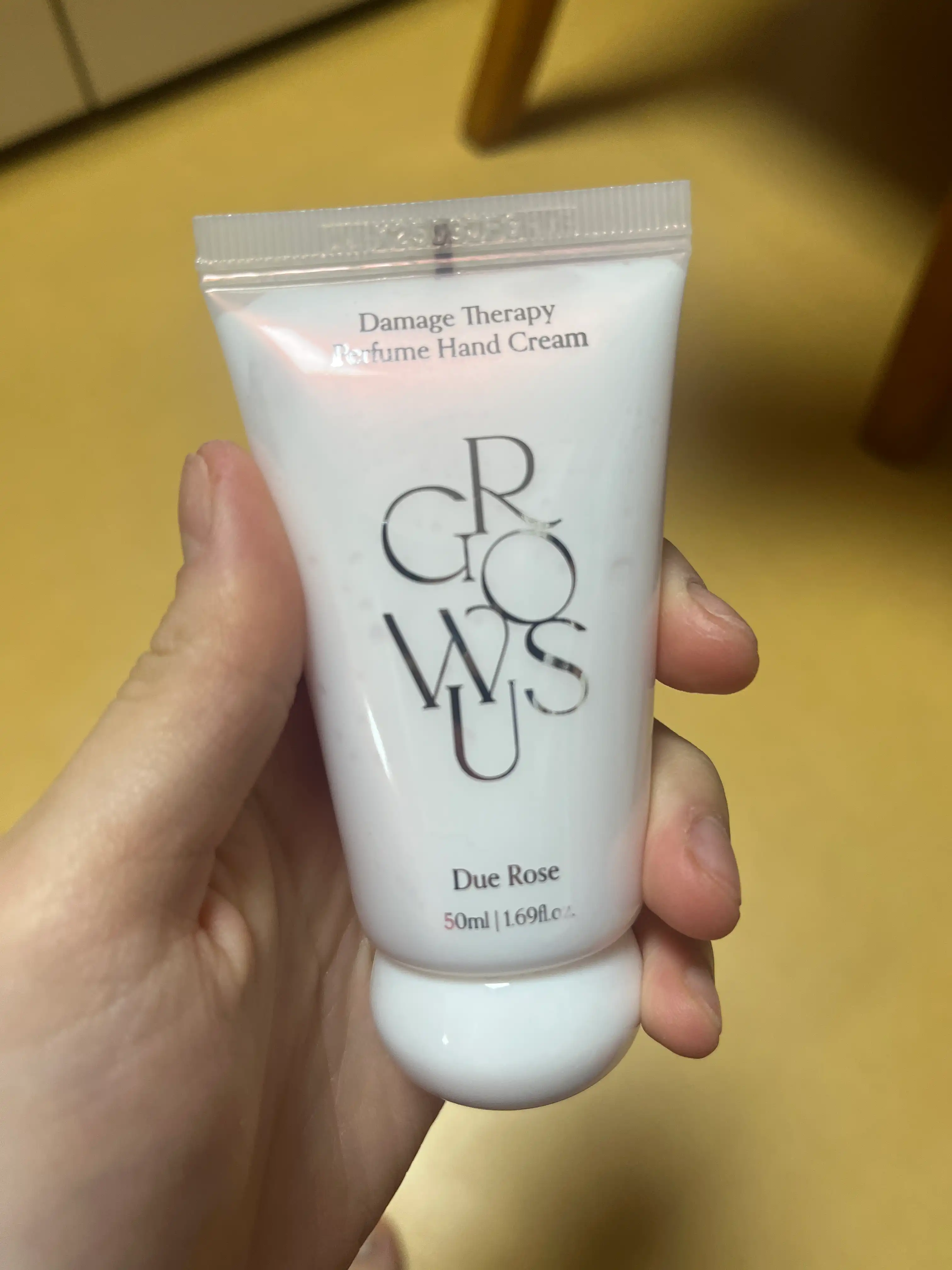 언니의파우치 리뷰 이미지 - [데미지 테라피 퍼퓸 핸드크림]