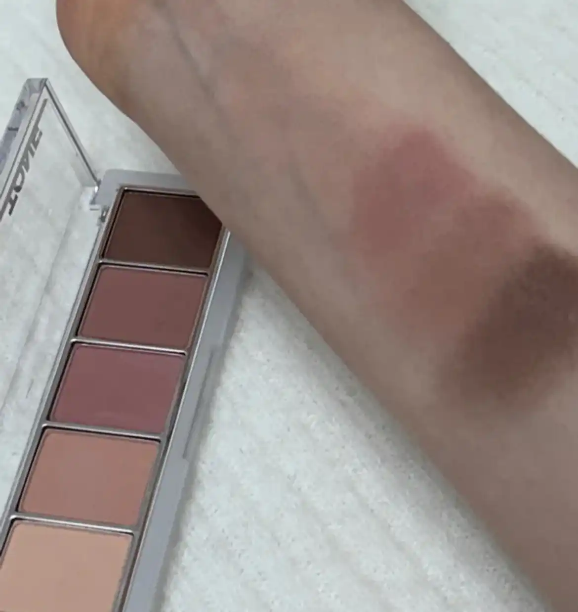 언니의파우치 리뷰 이미지 - [리턴 투 베이직 섀도우 팔레트]