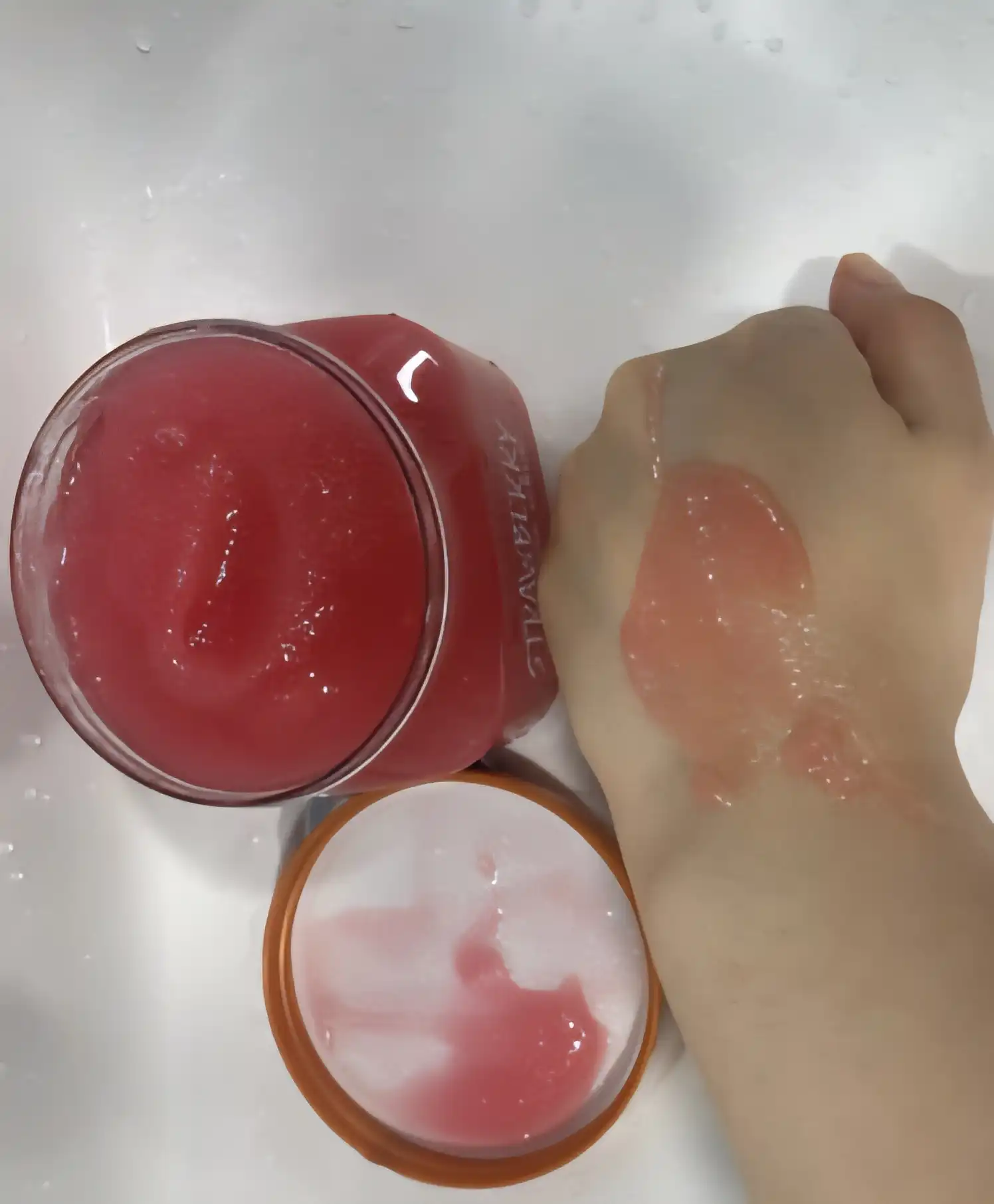 언니의파우치 리뷰 이미지 2 - [시어 슈가 스크럽 스트로베리]