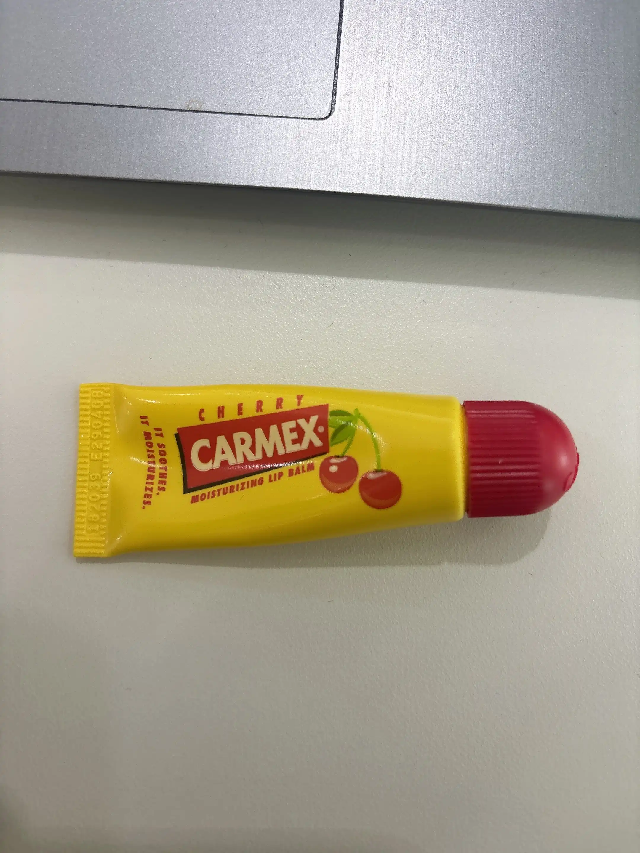 언니의파우치 리뷰 이미지 - [모이스처라이징 립밤 체리 튜브형]