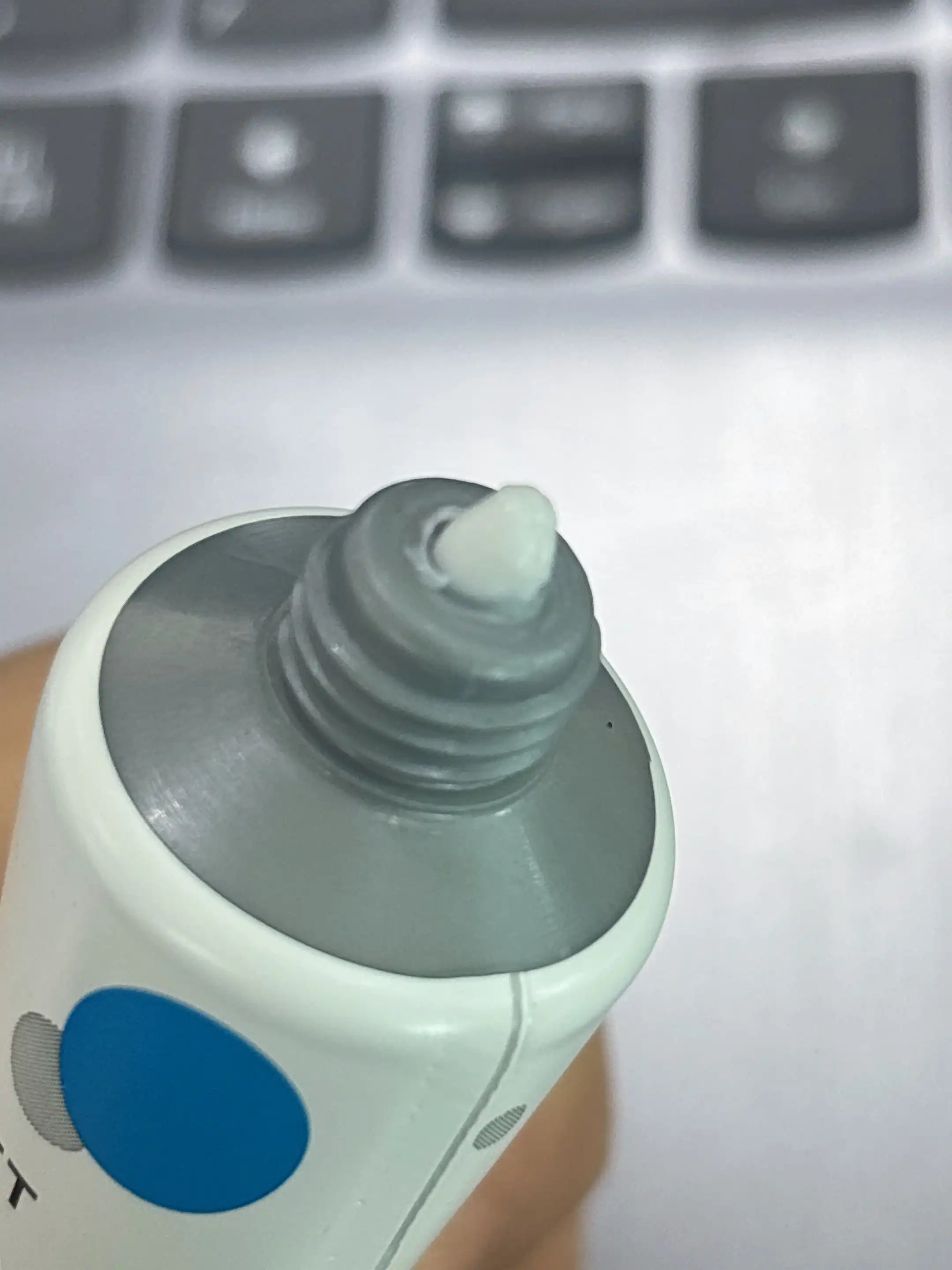 언니의파우치 리뷰 이미지 3 - [시그니처 퍼퓸 핸드크림 소피소피]