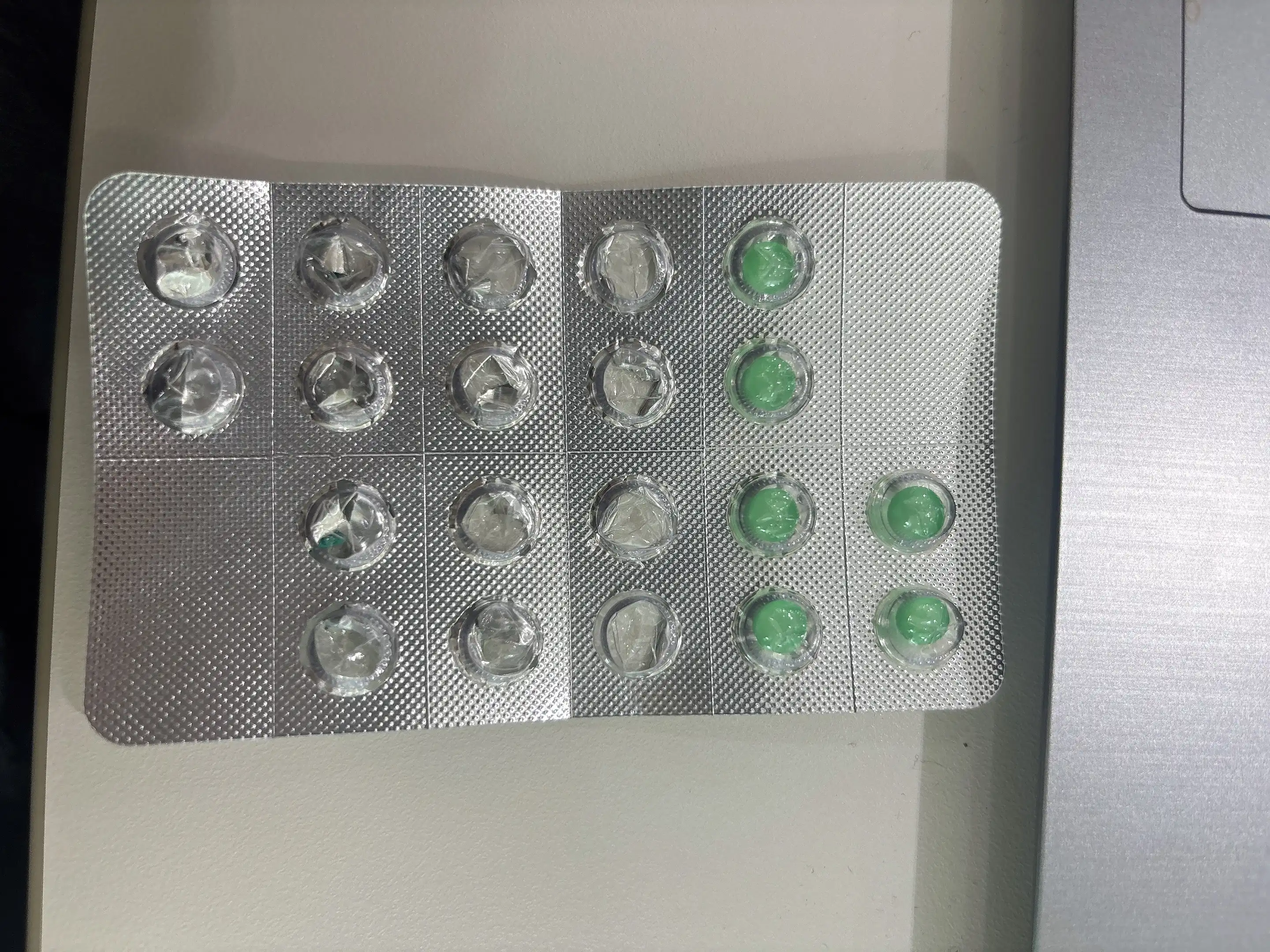 언니의파우치 리뷰 이미지 2 - [민트볼]