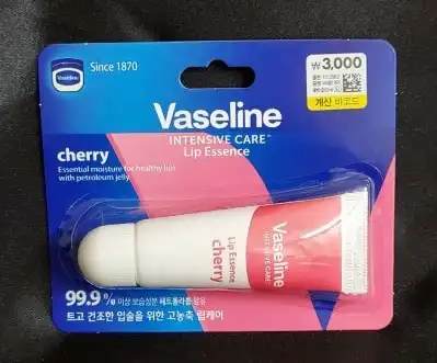 언니의파우치 리뷰 이미지 2 - [인텐시브 케어 립에센스 체리]