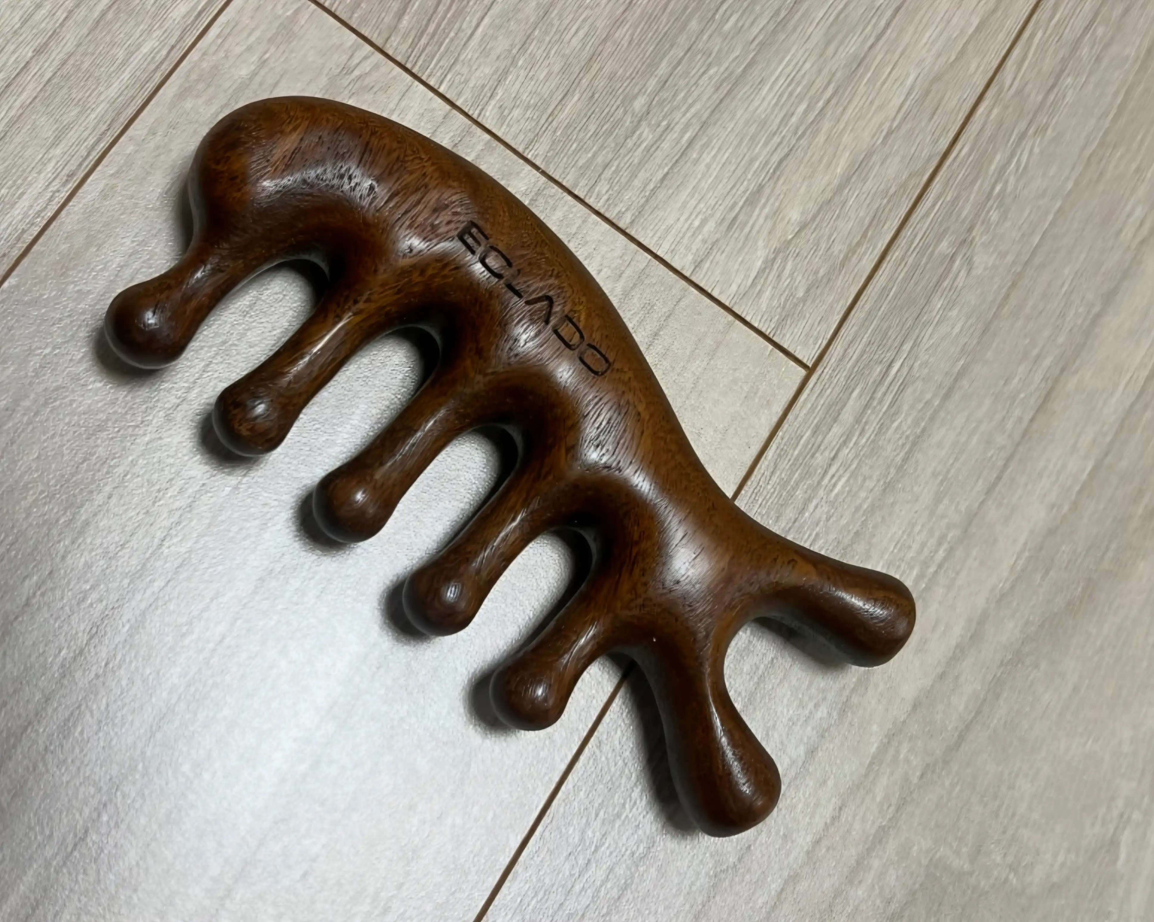 언니의파우치 리뷰 이미지 - [골든 샌달우드 괄사]