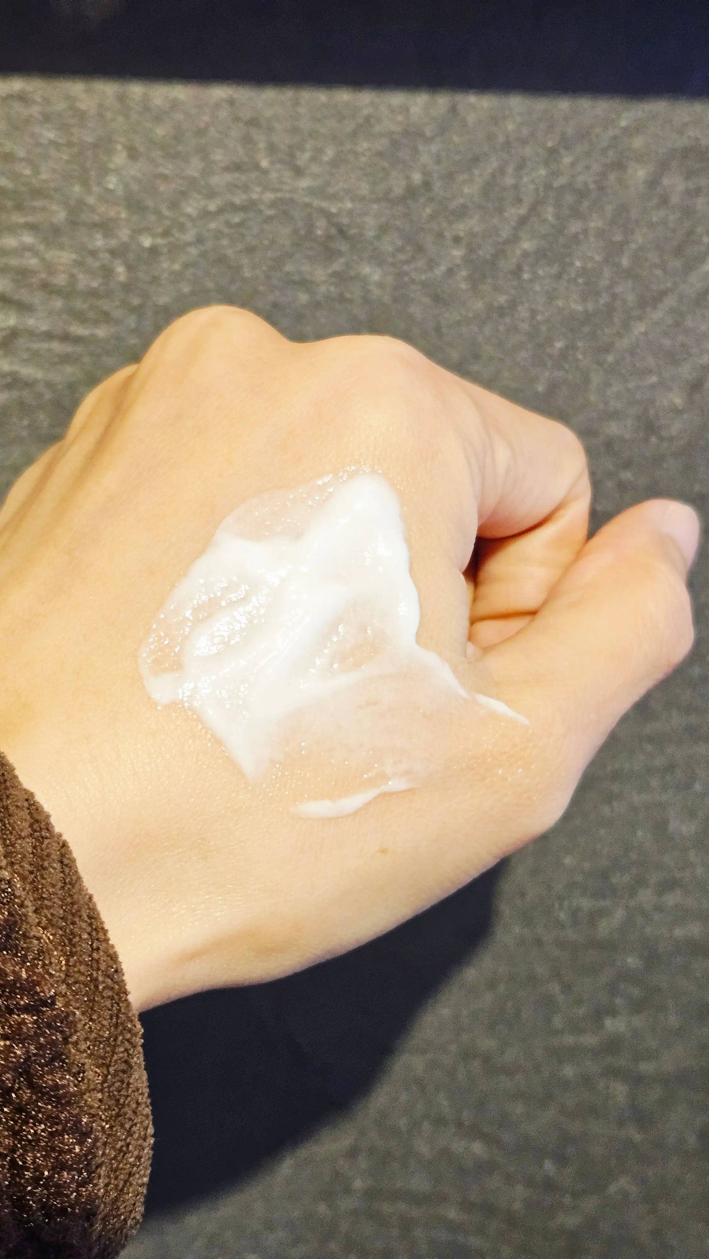 언니의파우치 리뷰 이미지 5 - [스윗페코 에디션 핸드크림 [망고 시트러스]]