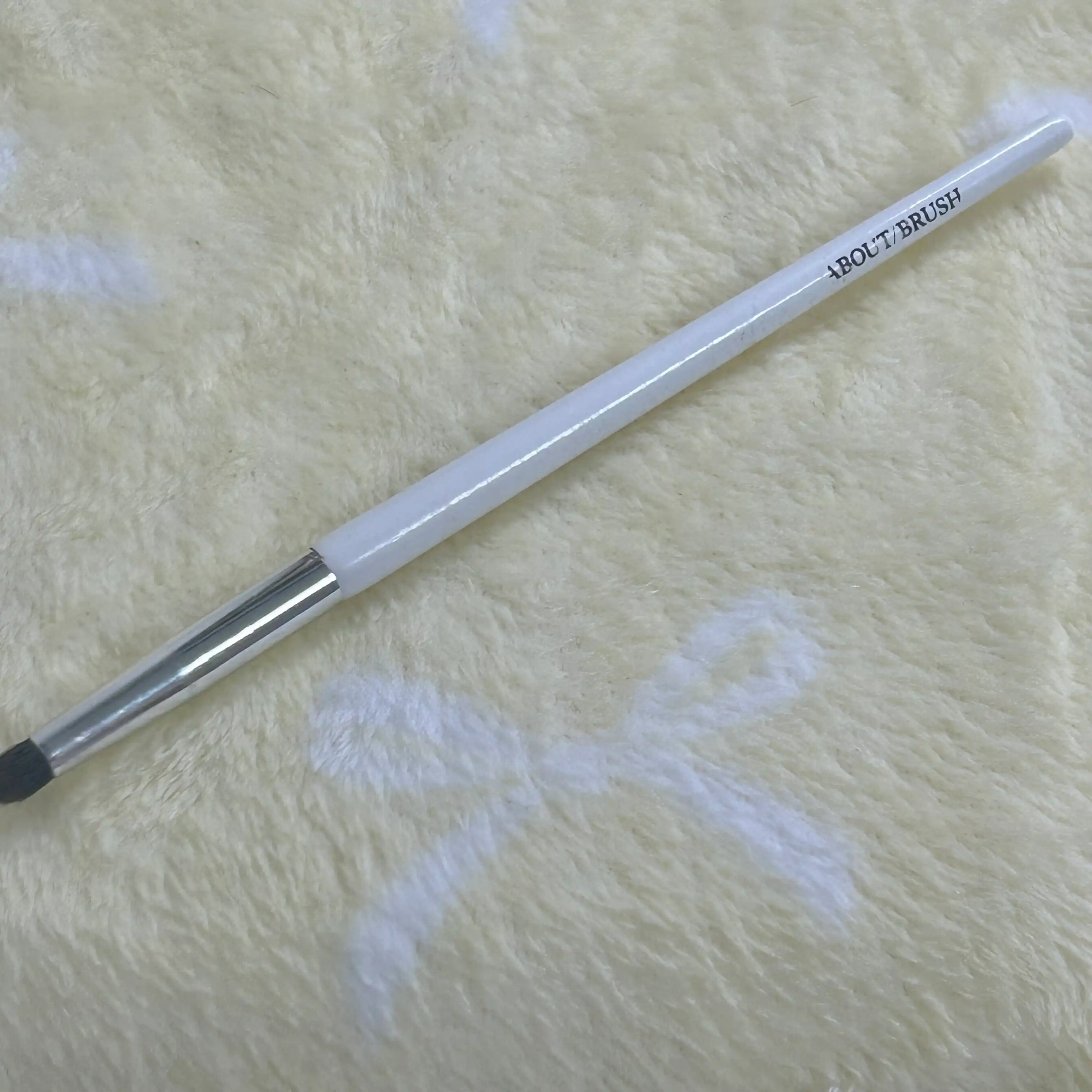 언니의파우치 리뷰 이미지 - [총알 섀도우 브러시 501]