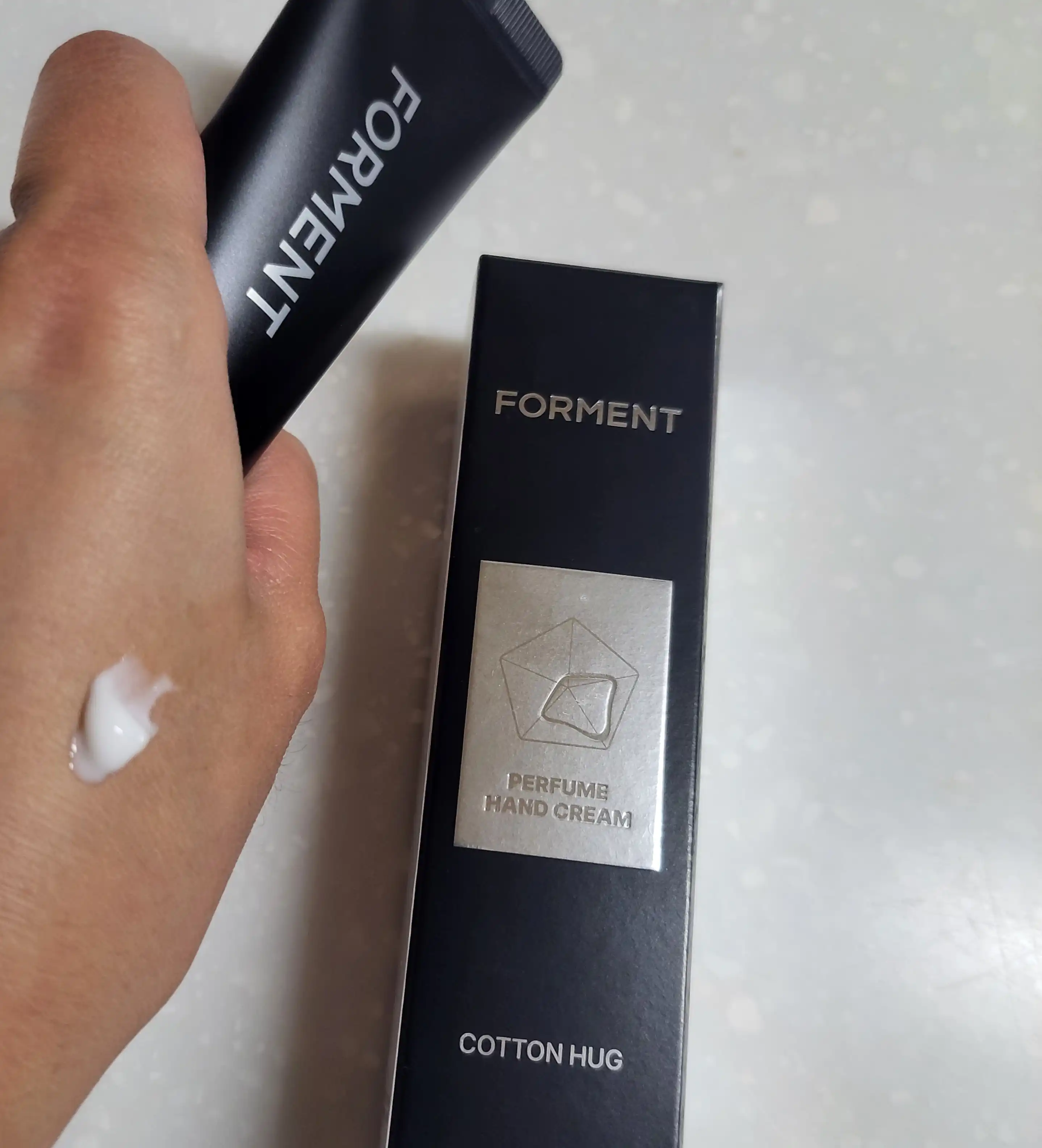 언니의파우치 리뷰 이미지 2 - [퍼퓸 핸드크림 코튼 허그]