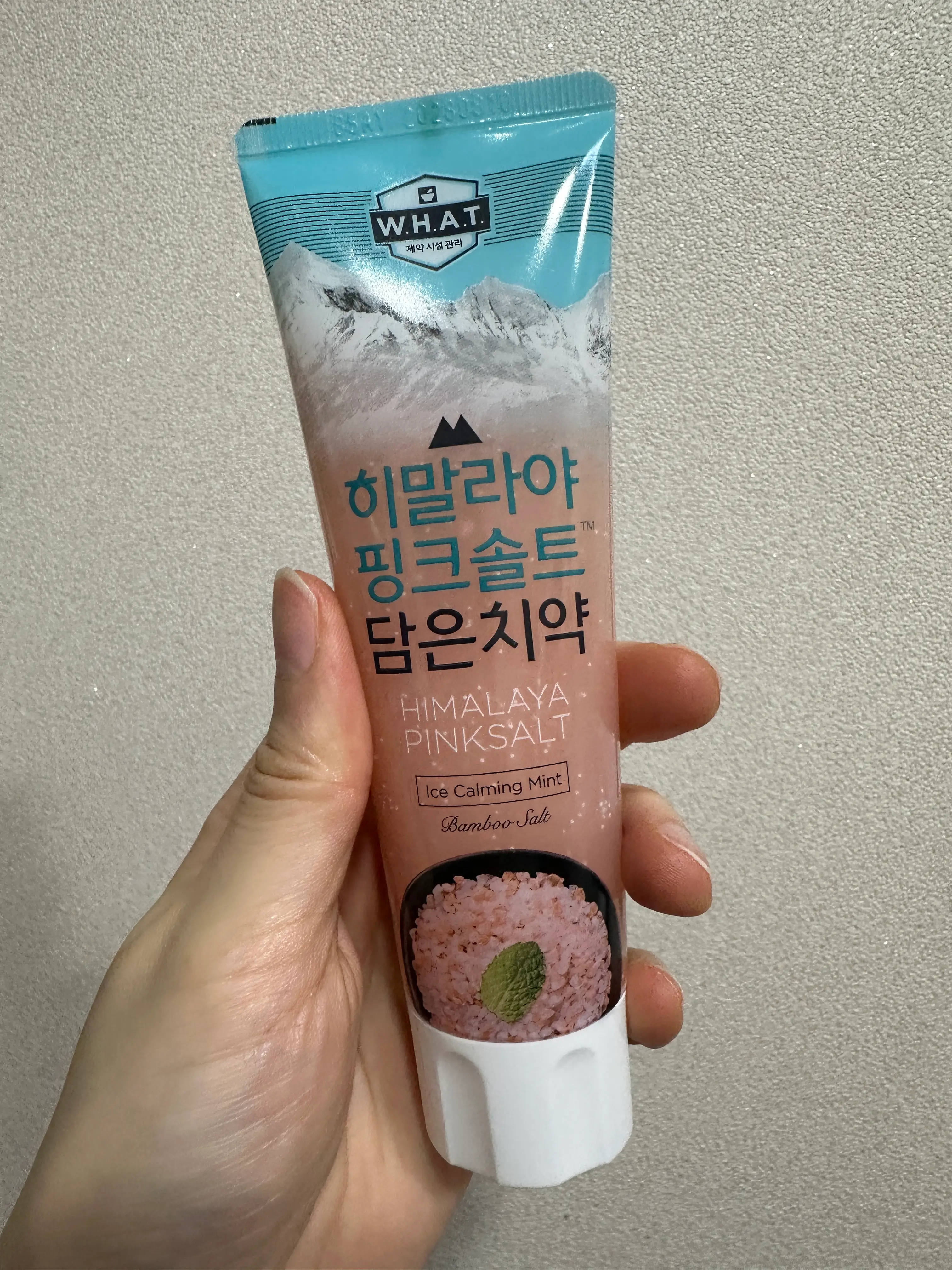 선택된 언니의파우치 리뷰 이미지 - [히말라야 핑크솔트 담은 치약 아이스 카밍 민트]