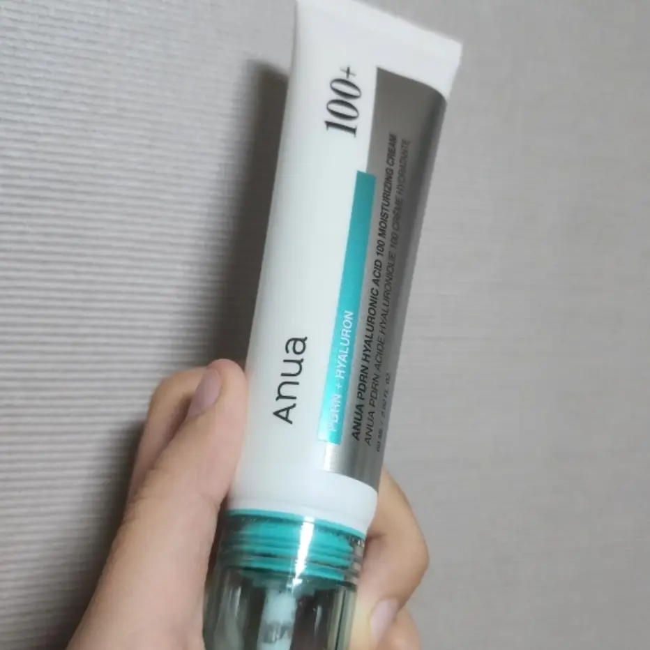 선택된 언니의파우치 리뷰 이미지 - [피디알엔 히알루론산100 수분 크림]
