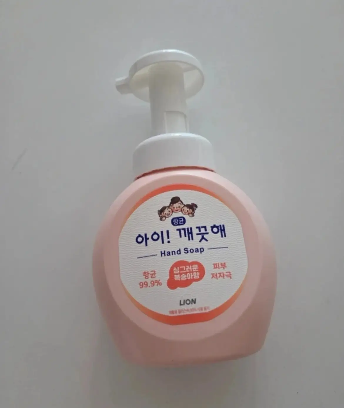 선택된 언니의파우치 리뷰 이미지 - [아이깨끗해 항균 폼 핸드솝 [복숭아향]]