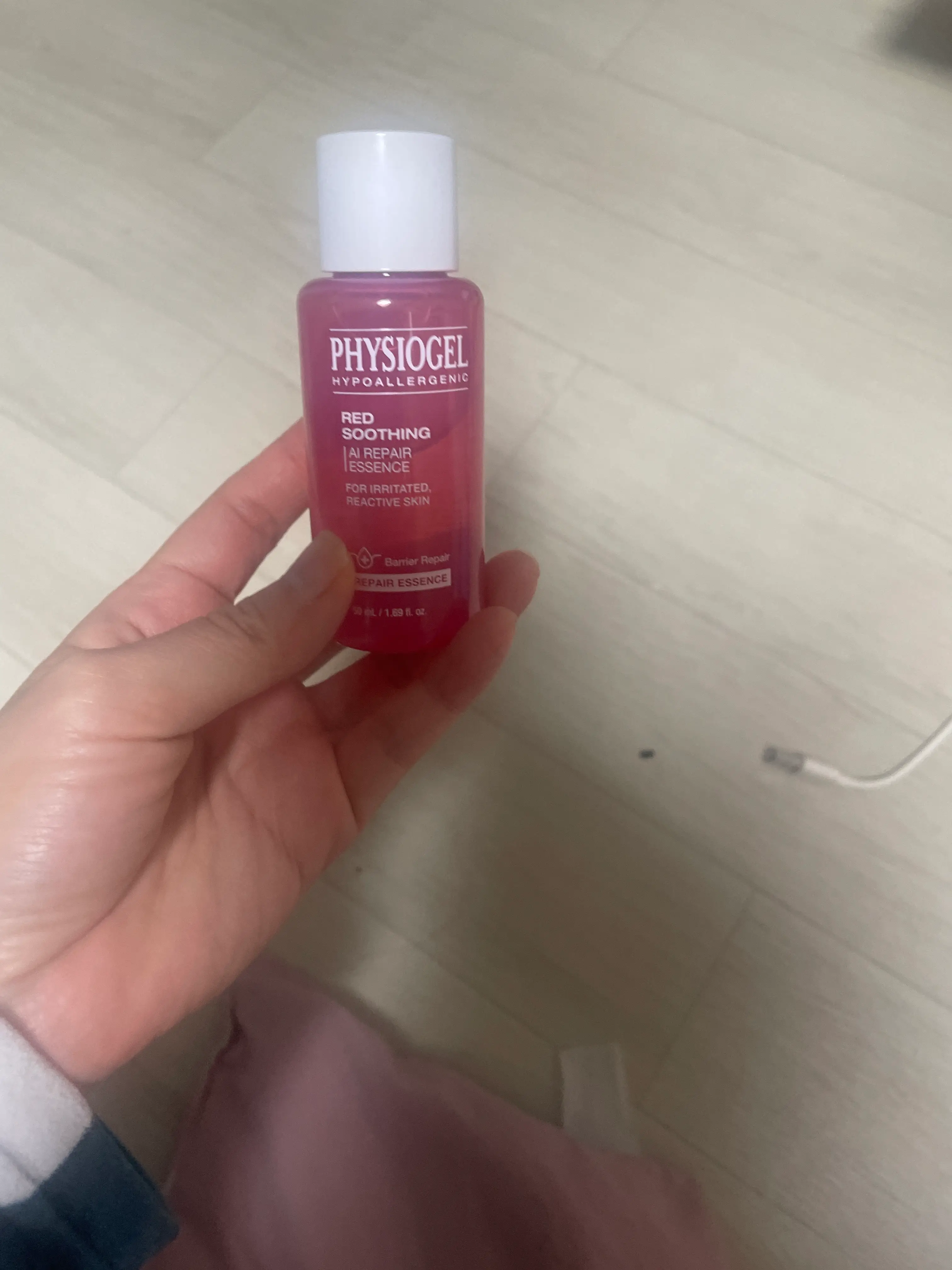 선택된 언니의파우치 리뷰 이미지 - [레드수딩 AI 리페어 에센스]