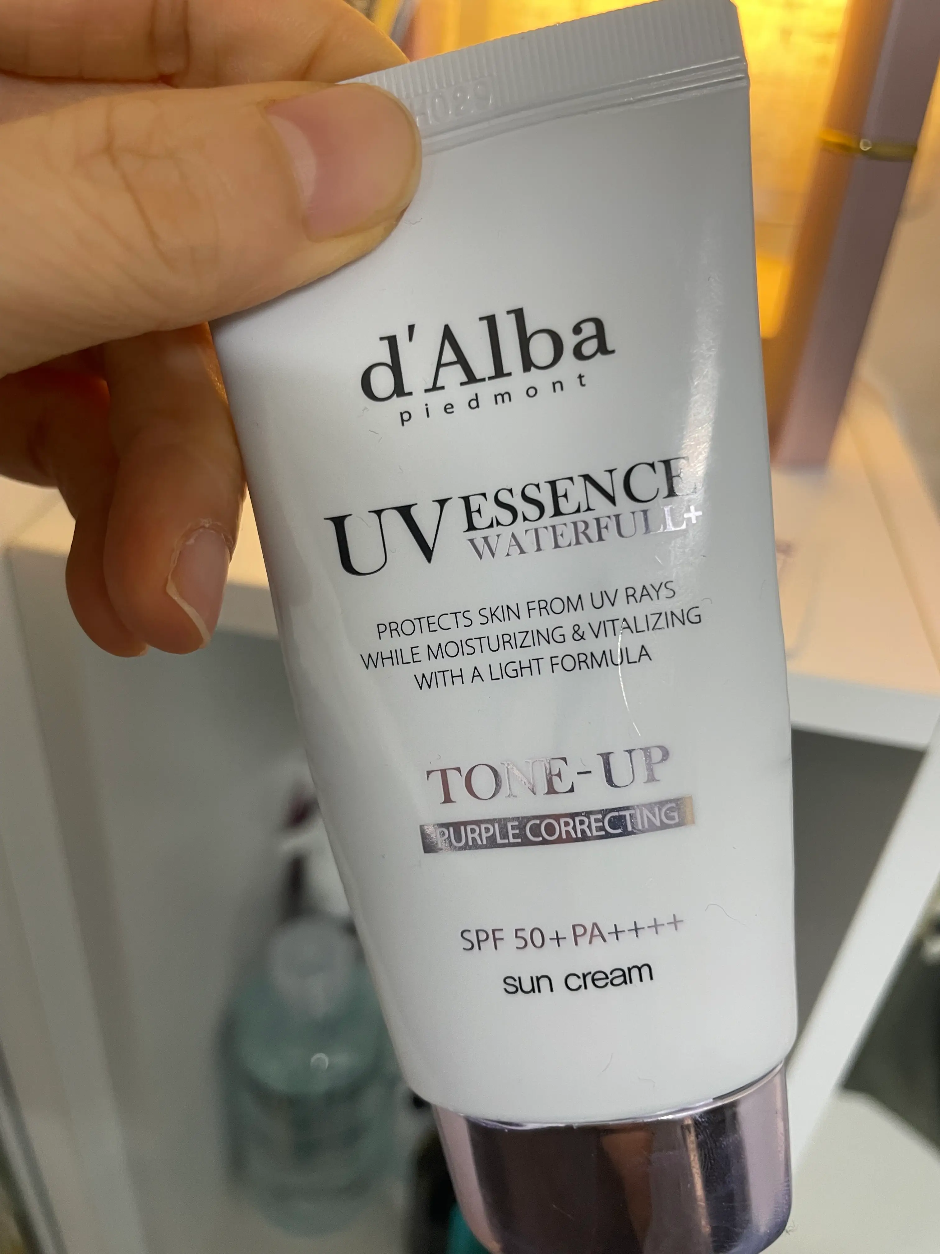 선택된 언니의파우치 리뷰 이미지 - [워터풀 퍼플 톤업 선크림]