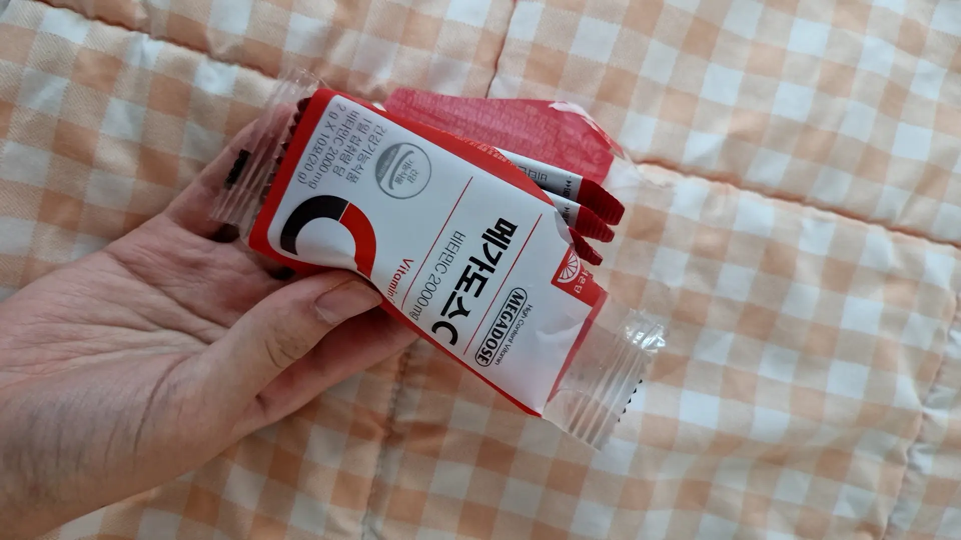 선택된 언니의파우치 리뷰 이미지 - [메가도스C 비타민C]