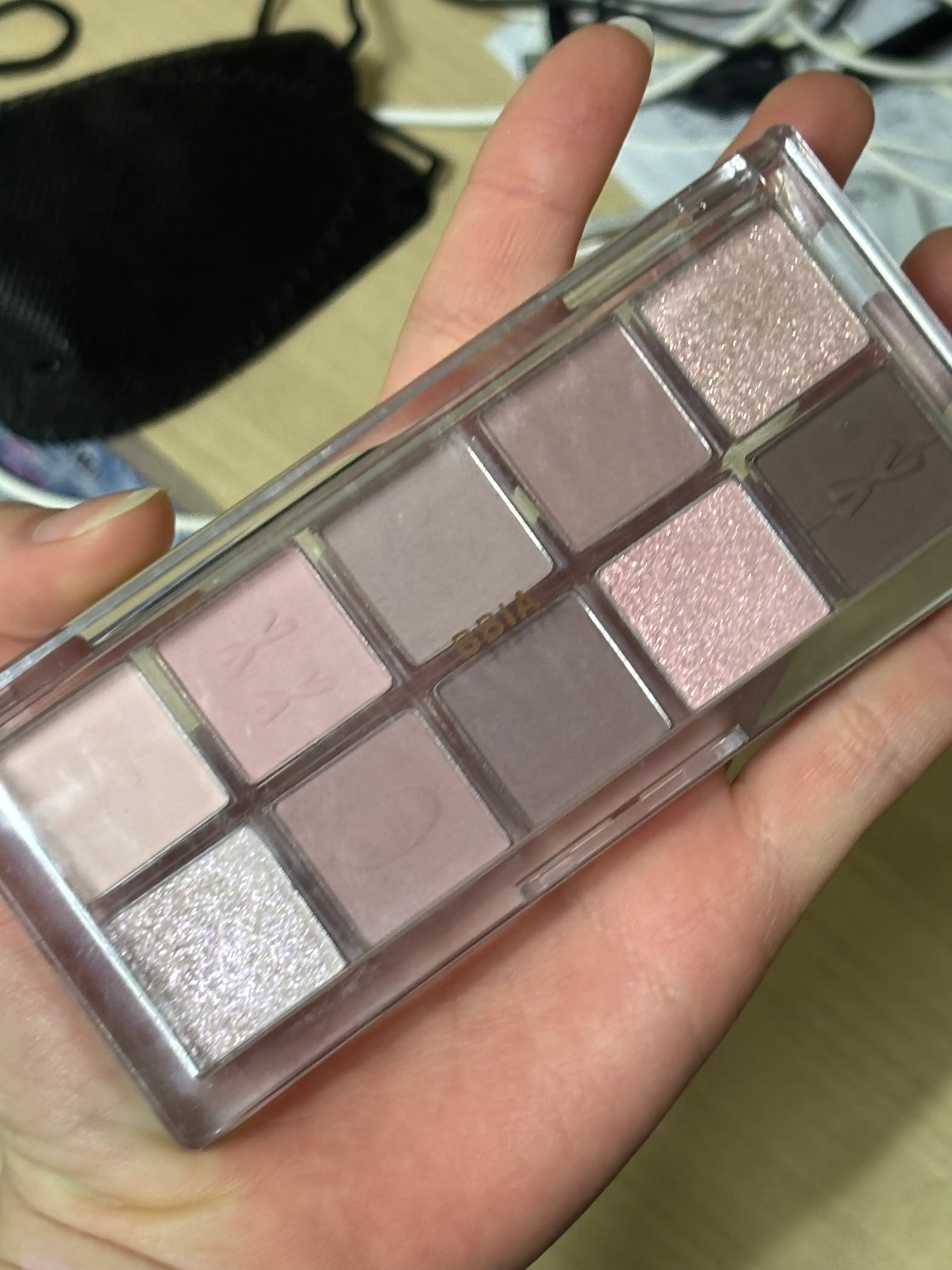 선택된 언니의파우치 리뷰 이미지 - [(리본 에디션) 에센셜 아이 팔레트]