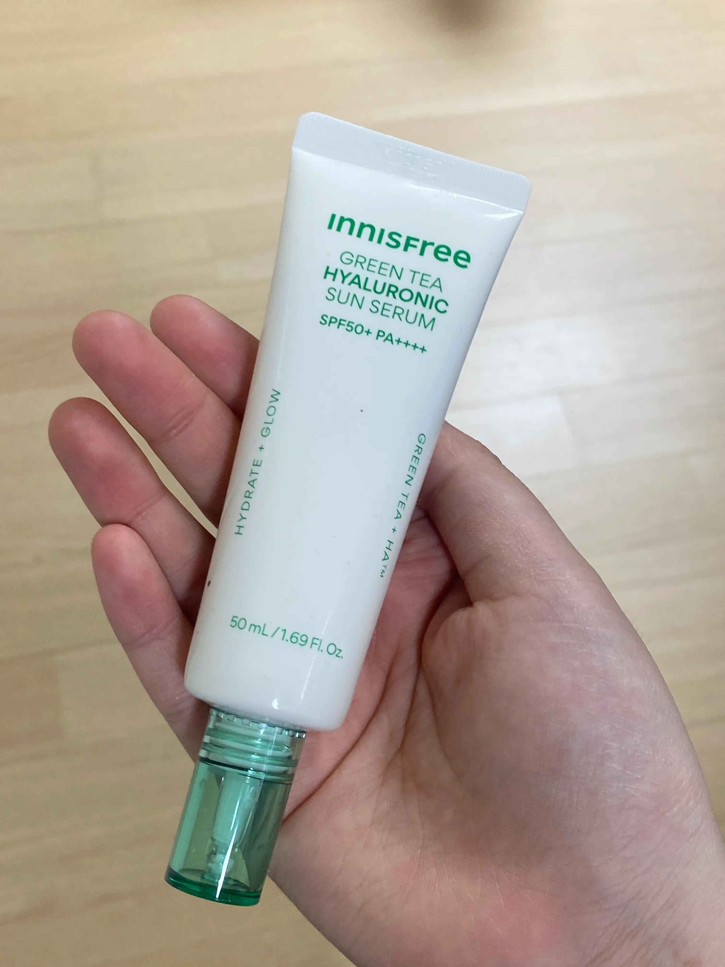 선택된 언니의파우치 리뷰 이미지 - [(곰돌이 푸 에디션) 그린티 히알루론산 진정수분 선세럼]