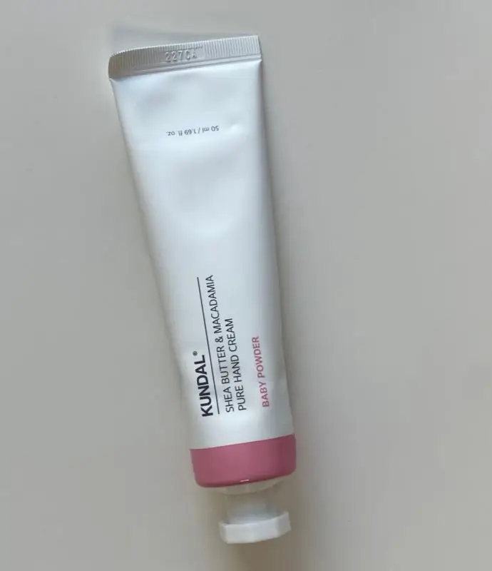 선택된 언니의파우치 리뷰 이미지 - [시어버터 앤 마카다미아 퓨어 핸드크림]