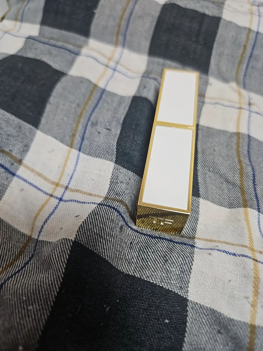 선택된 언니의파우치 리뷰 이미지 - [울트라 샤인 립 컬러]