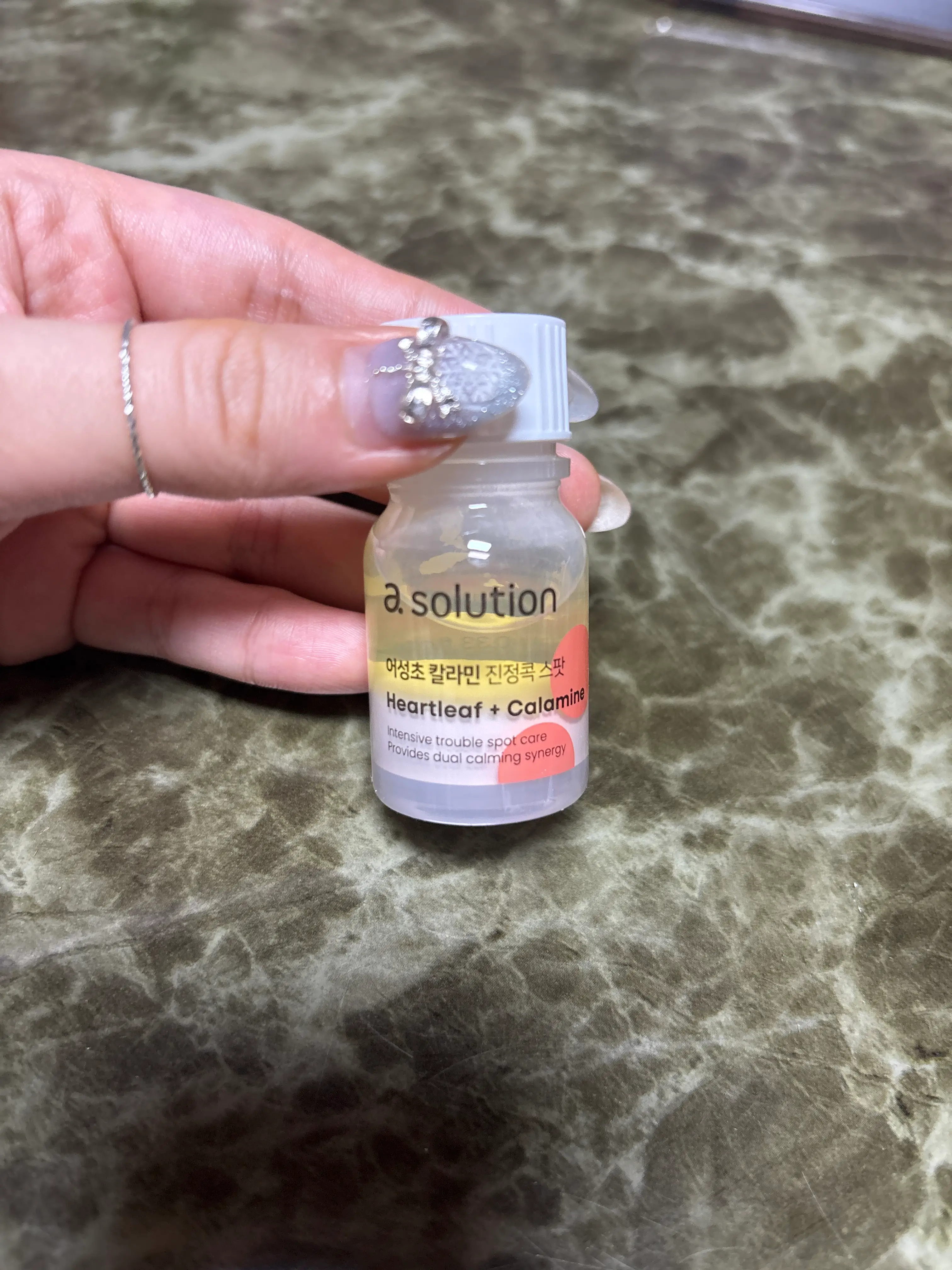 선택된 언니의파우치 리뷰 이미지 - [어성초 칼라민 진정콕 스팟]