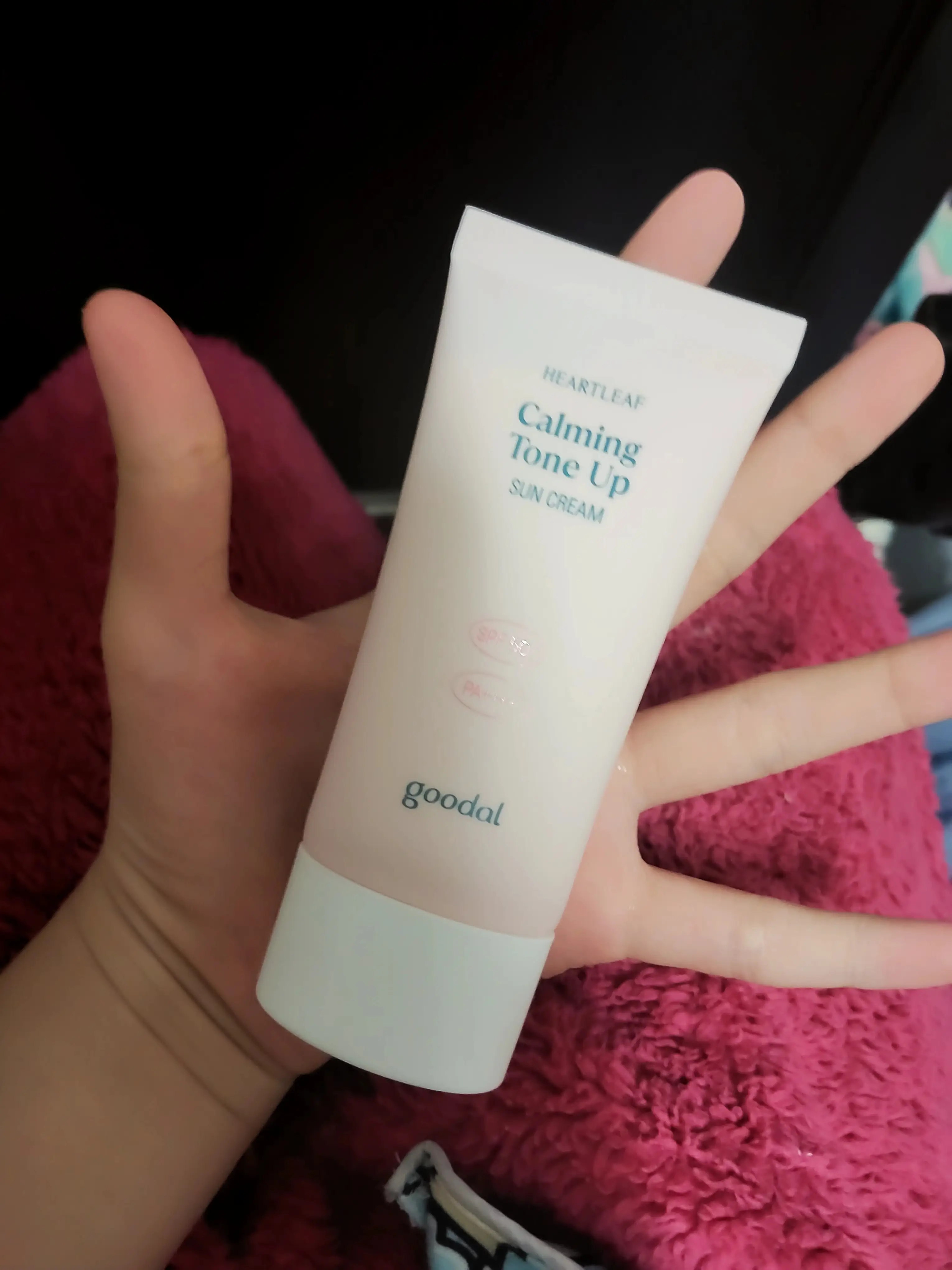 선택된 언니의파우치 리뷰 이미지 - [맑은 어성초 진정 수분 톤업 선크림]