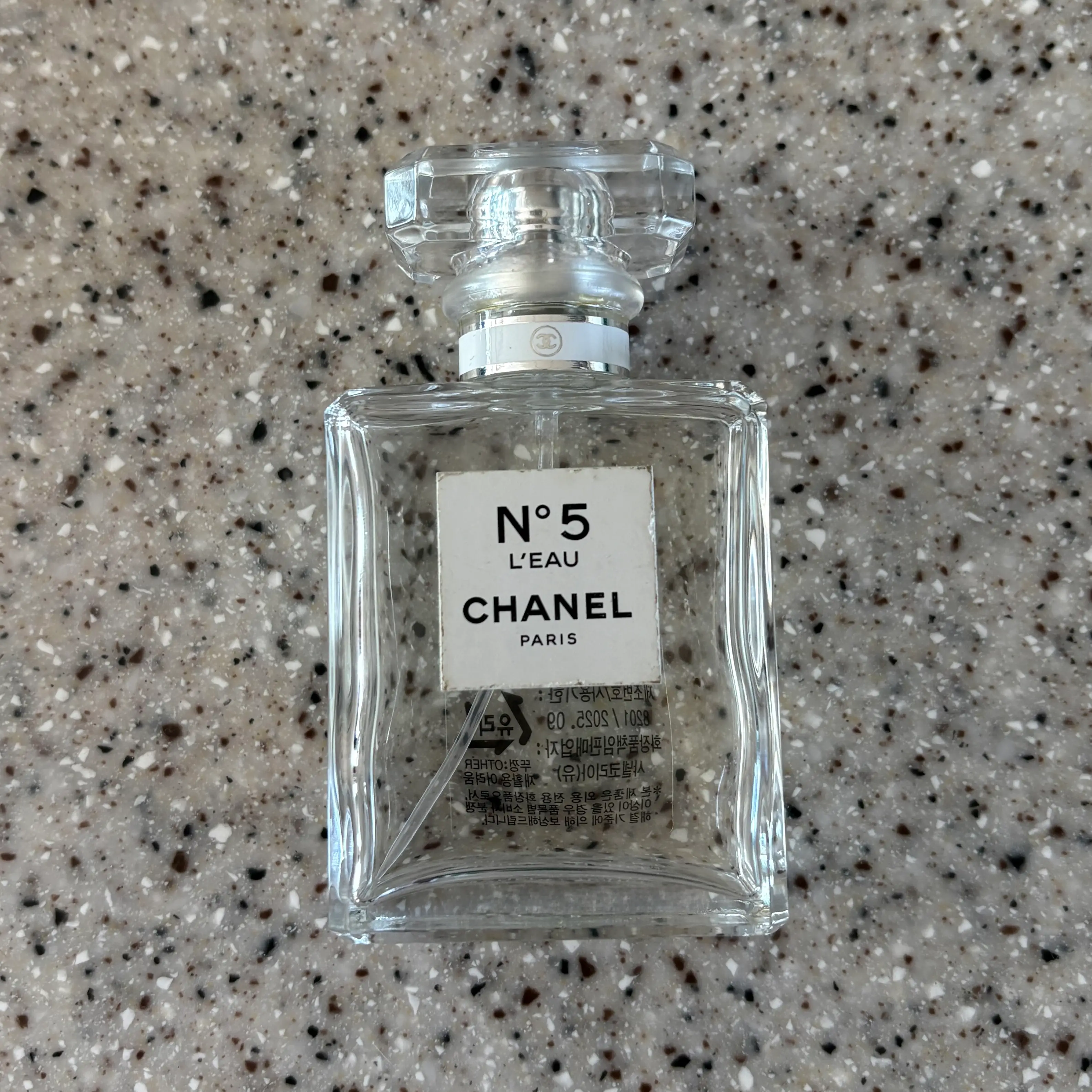 선택된 언니의파우치 리뷰 이미지 - [넘버5 로 오 드 뚜왈렛]