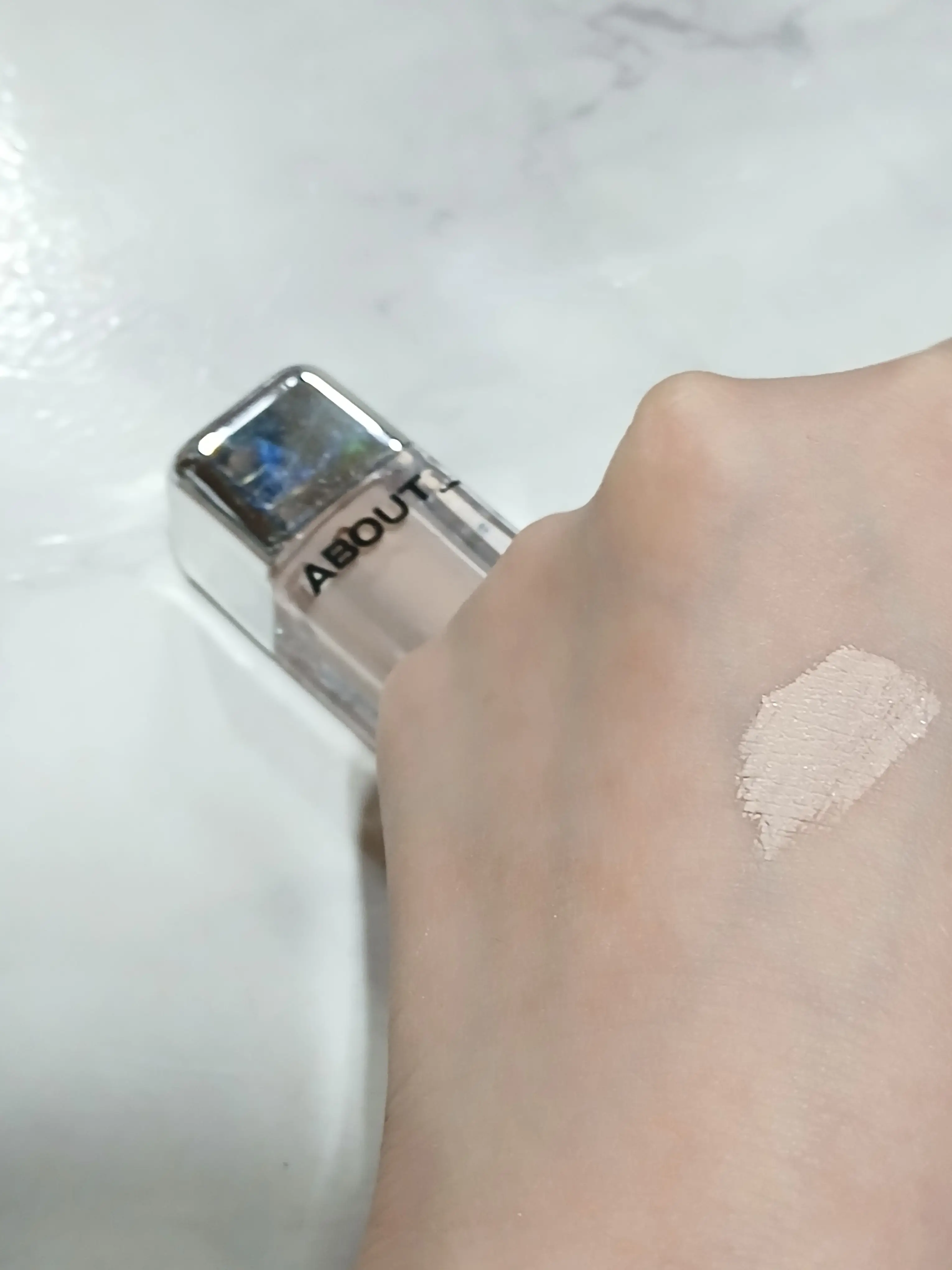 선택된 언니의파우치 리뷰 이미지 - [스킨 레이어 커버 핏 컨실러]