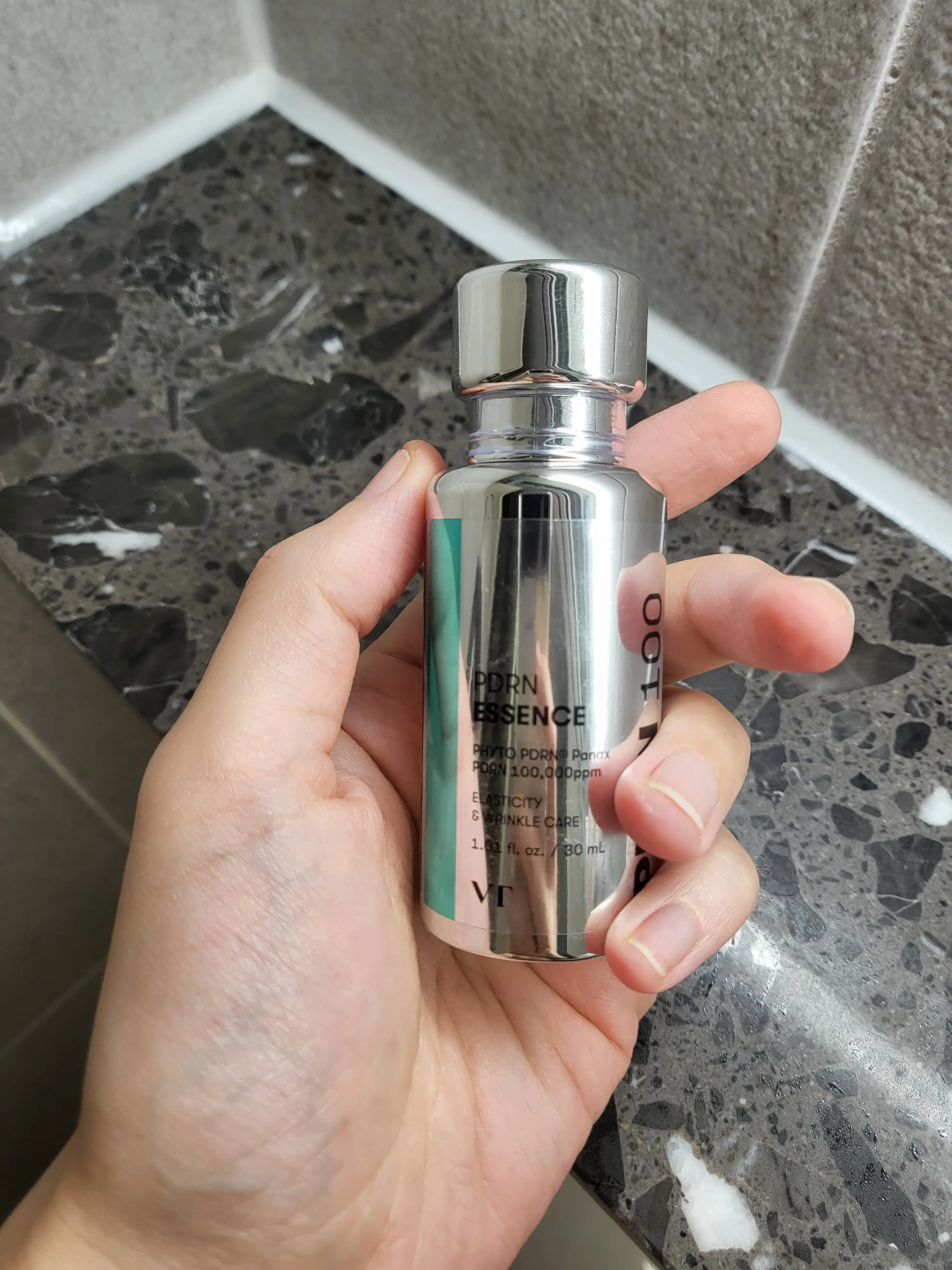 선택된 언니의파우치 리뷰 이미지 - [피디알엔 에센스 100]