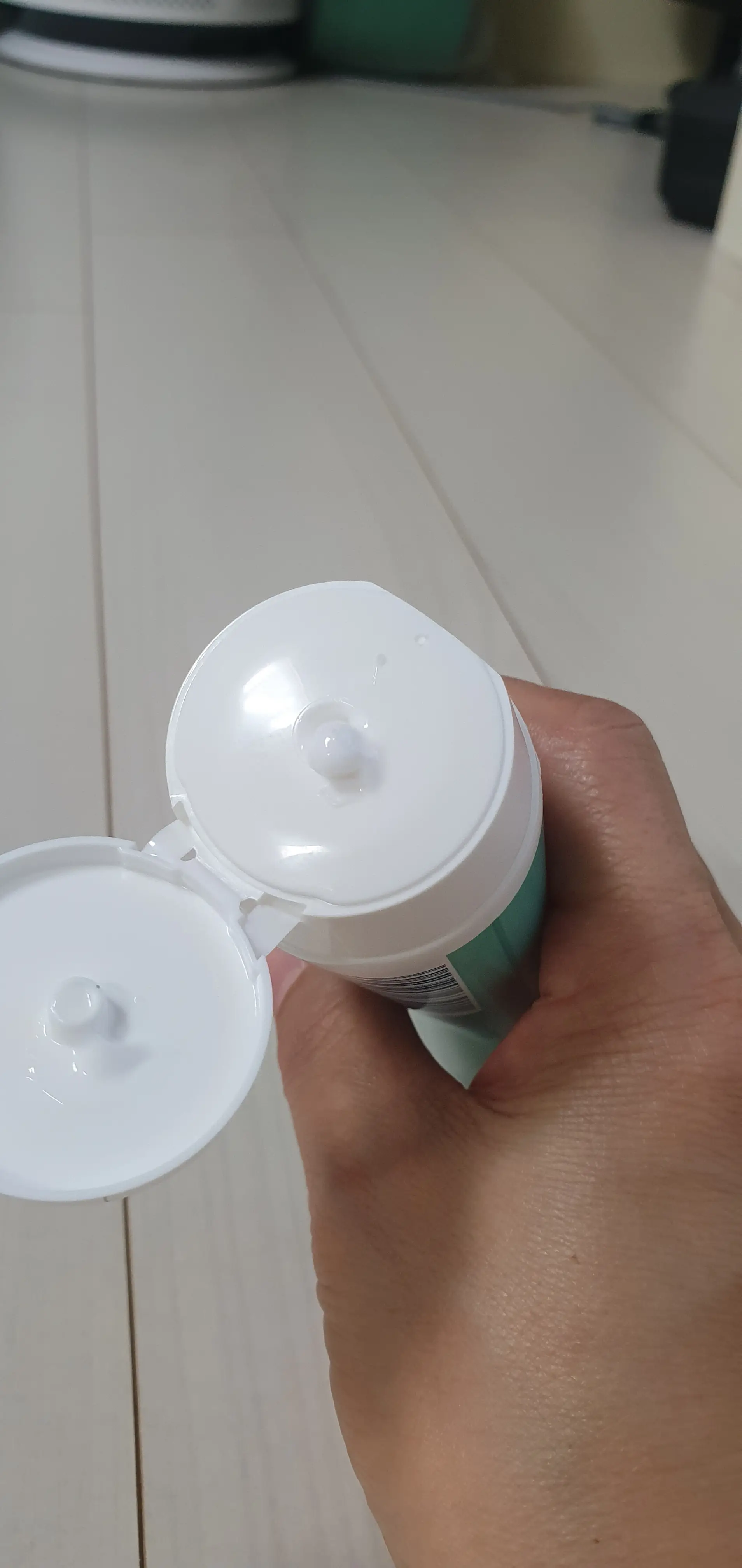 선택된 언니의파우치 리뷰 이미지 - [핸드앤네일 케어 모이스춰라이저]