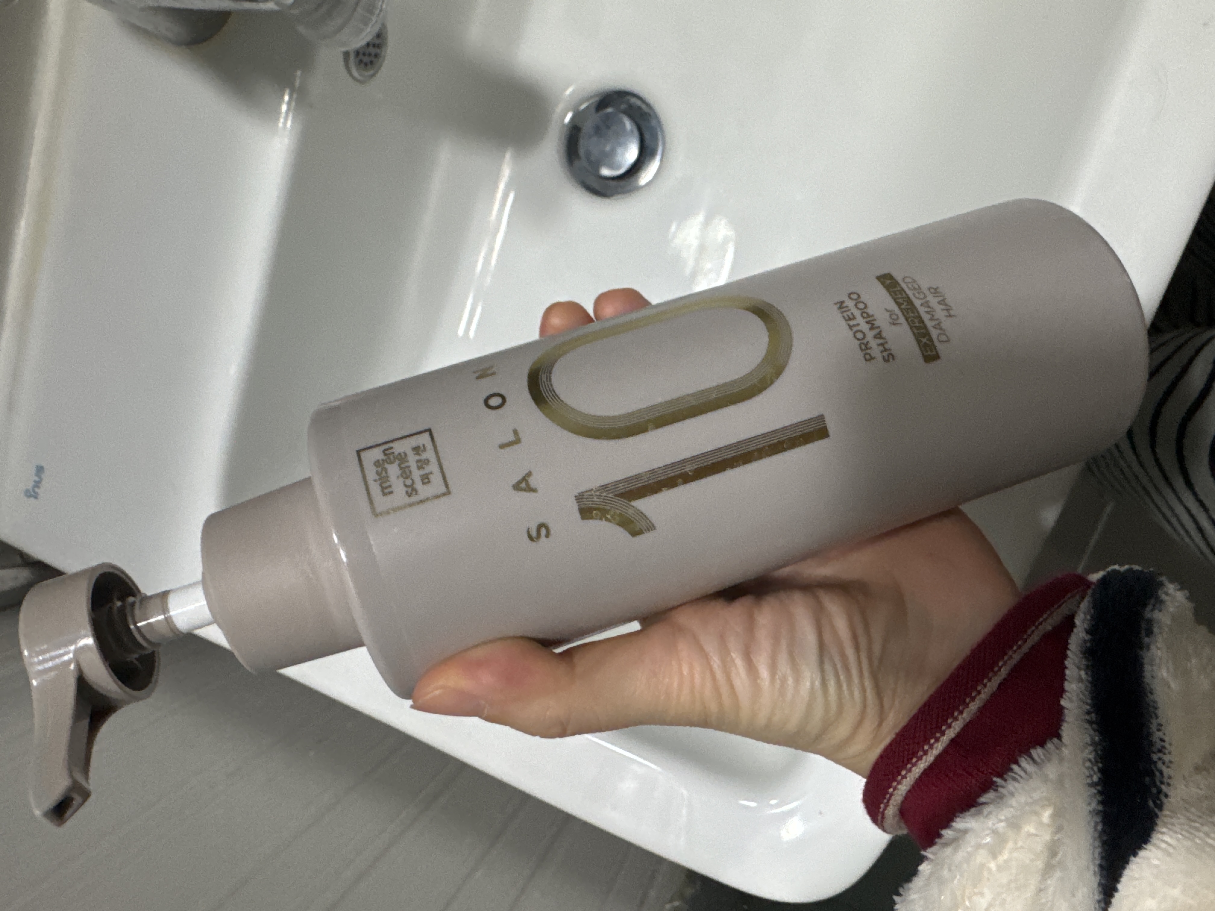 선택된 언니의파우치 리뷰 이미지 - [살롱10 단백질 샴푸 극손상모]