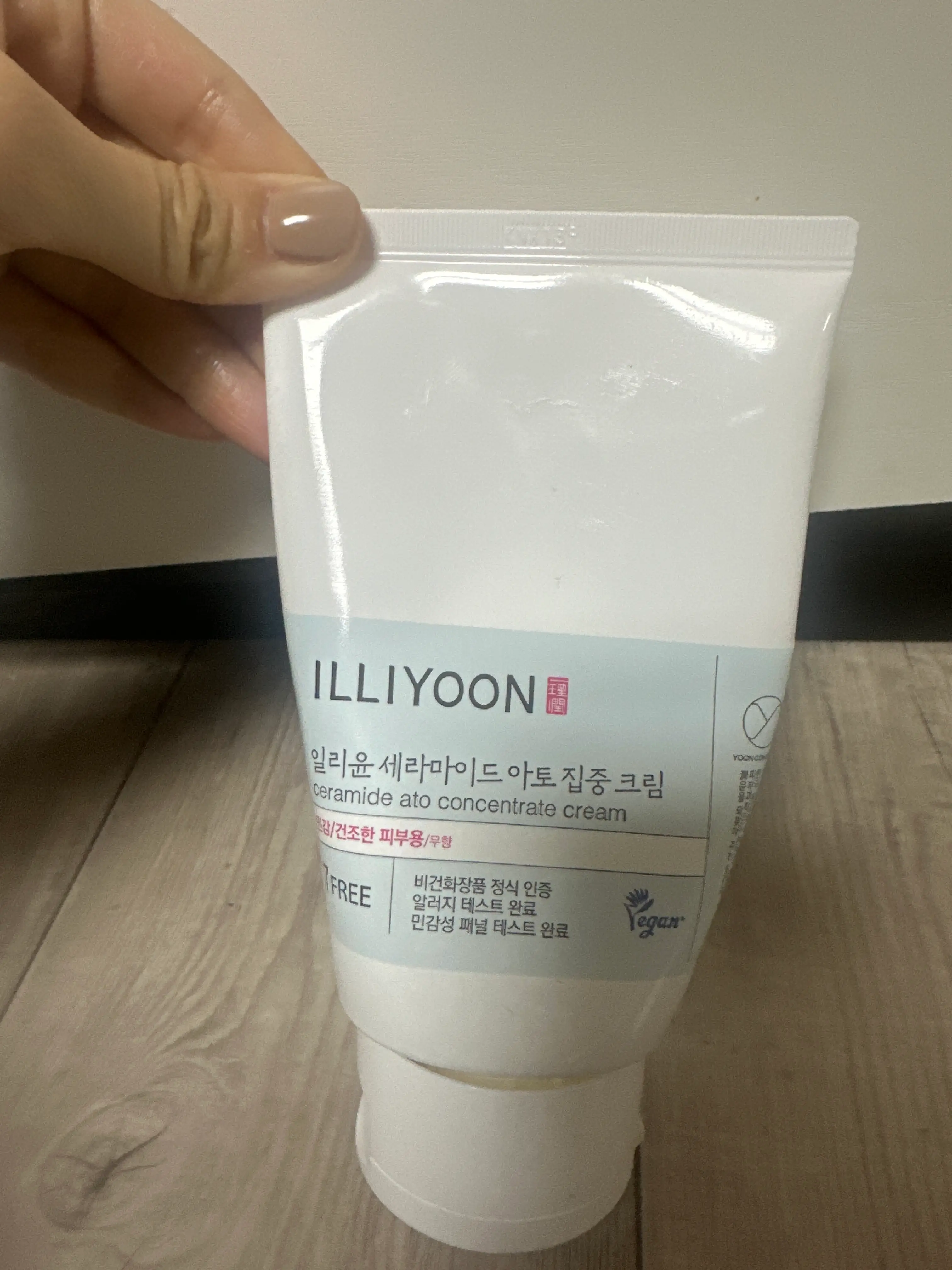 선택된 언니의파우치 리뷰 이미지 - [세라마이드 아토 집중 크림]