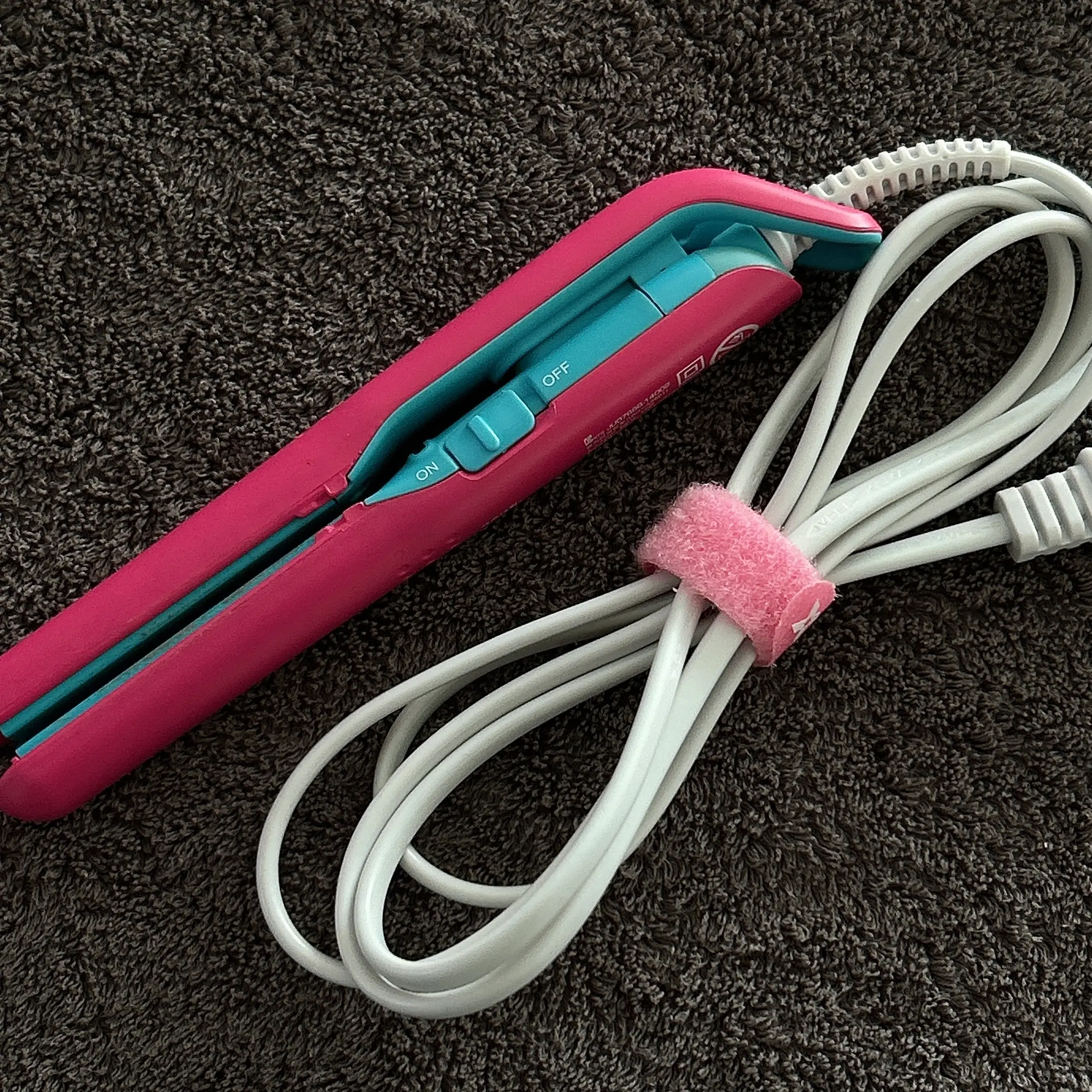 선택된 언니의파우치 리뷰 이미지 - [테이크아웃 미니 플랫 아이론 [핑크]]