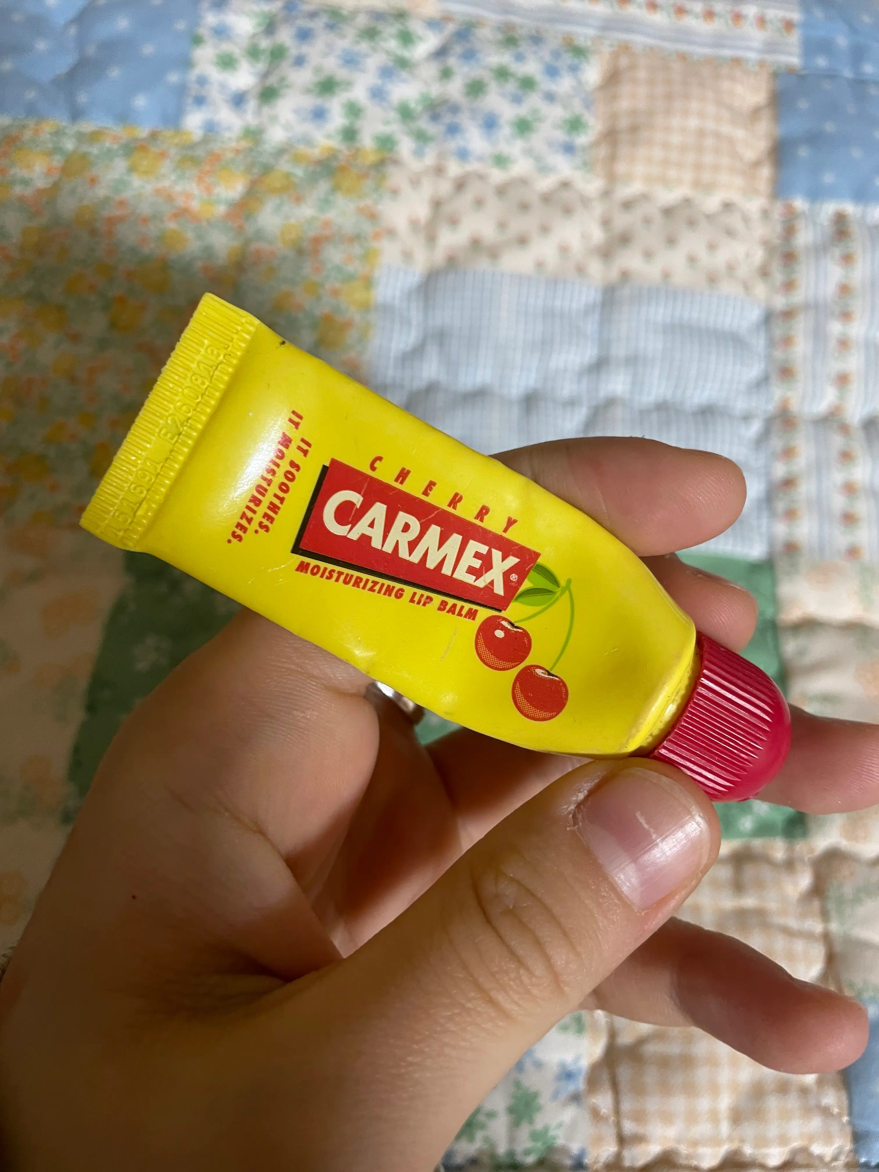 선택된 언니의파우치 리뷰 이미지 - [모이스처라이징 립밤 체리 튜브형]