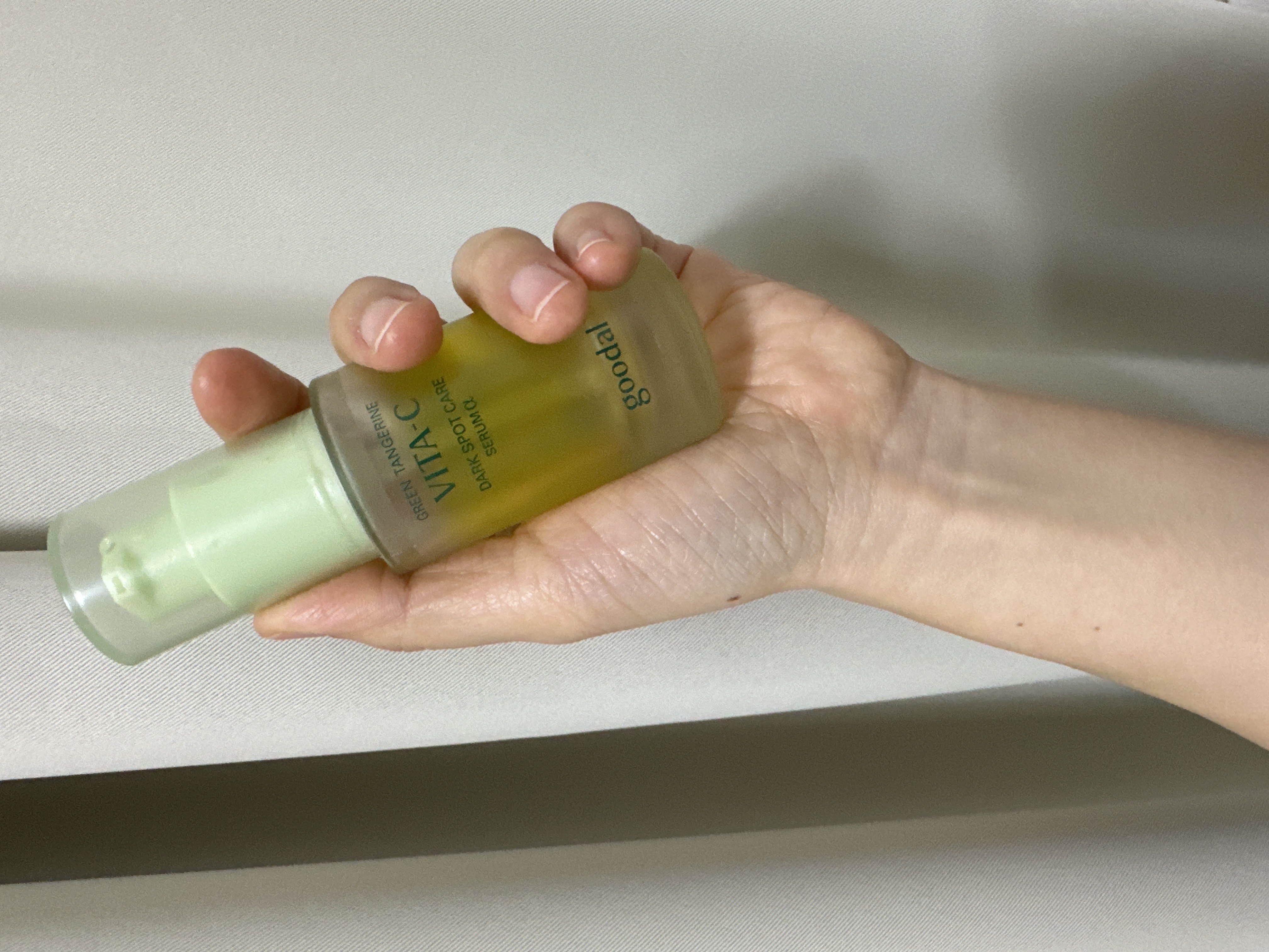 선택된 언니의파우치 리뷰 이미지 - [청귤 비타C 잡티 케어 세럼 알파]