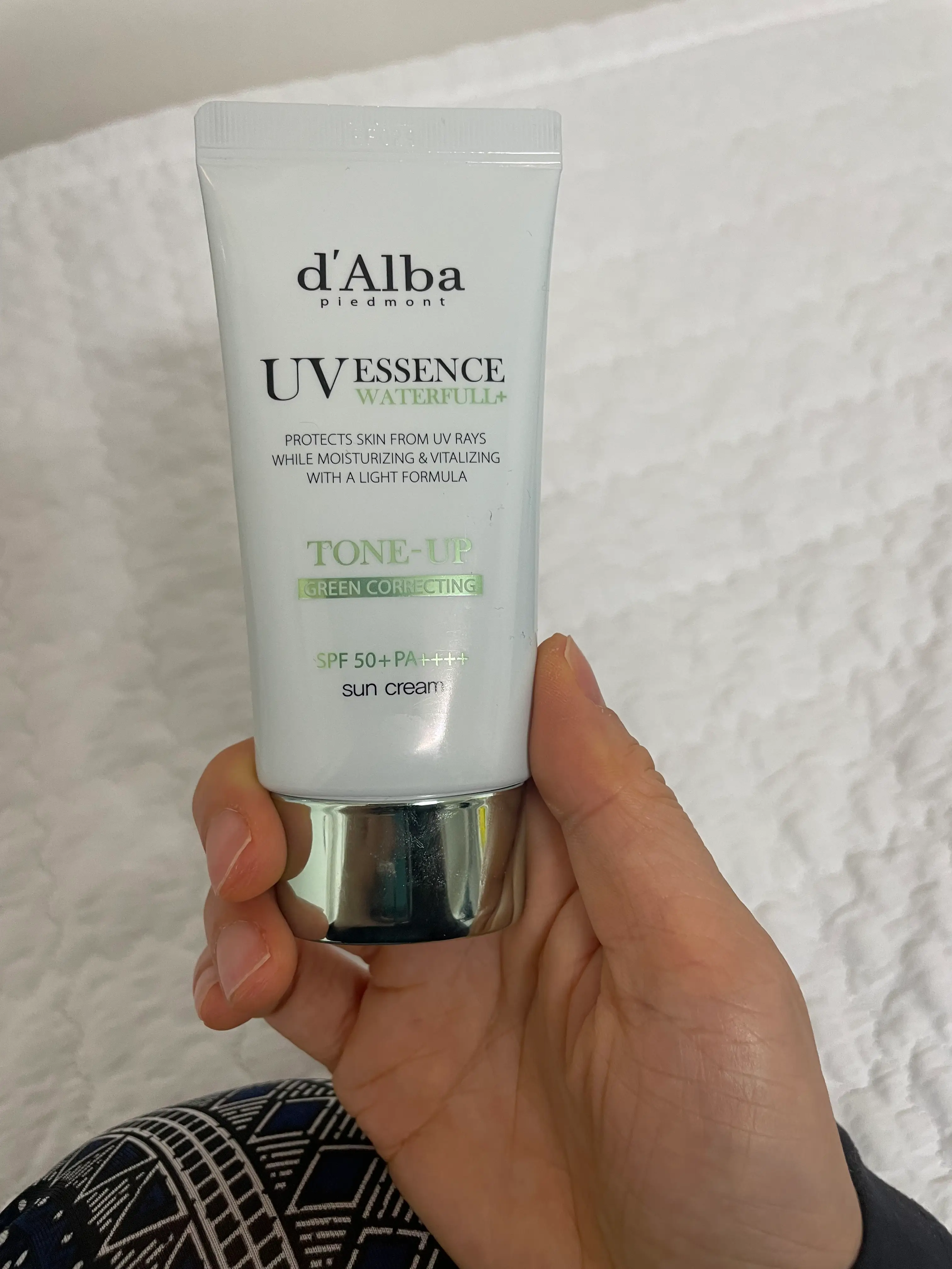 선택된 언니의파우치 리뷰 이미지 - [클린 티트리 리포좀 그린 톤업 선크림]