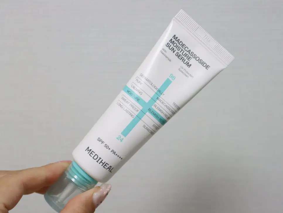 선택된 언니의파우치 리뷰 이미지 - [마데카소사이드 수분 선세럼 흔적 리페어]