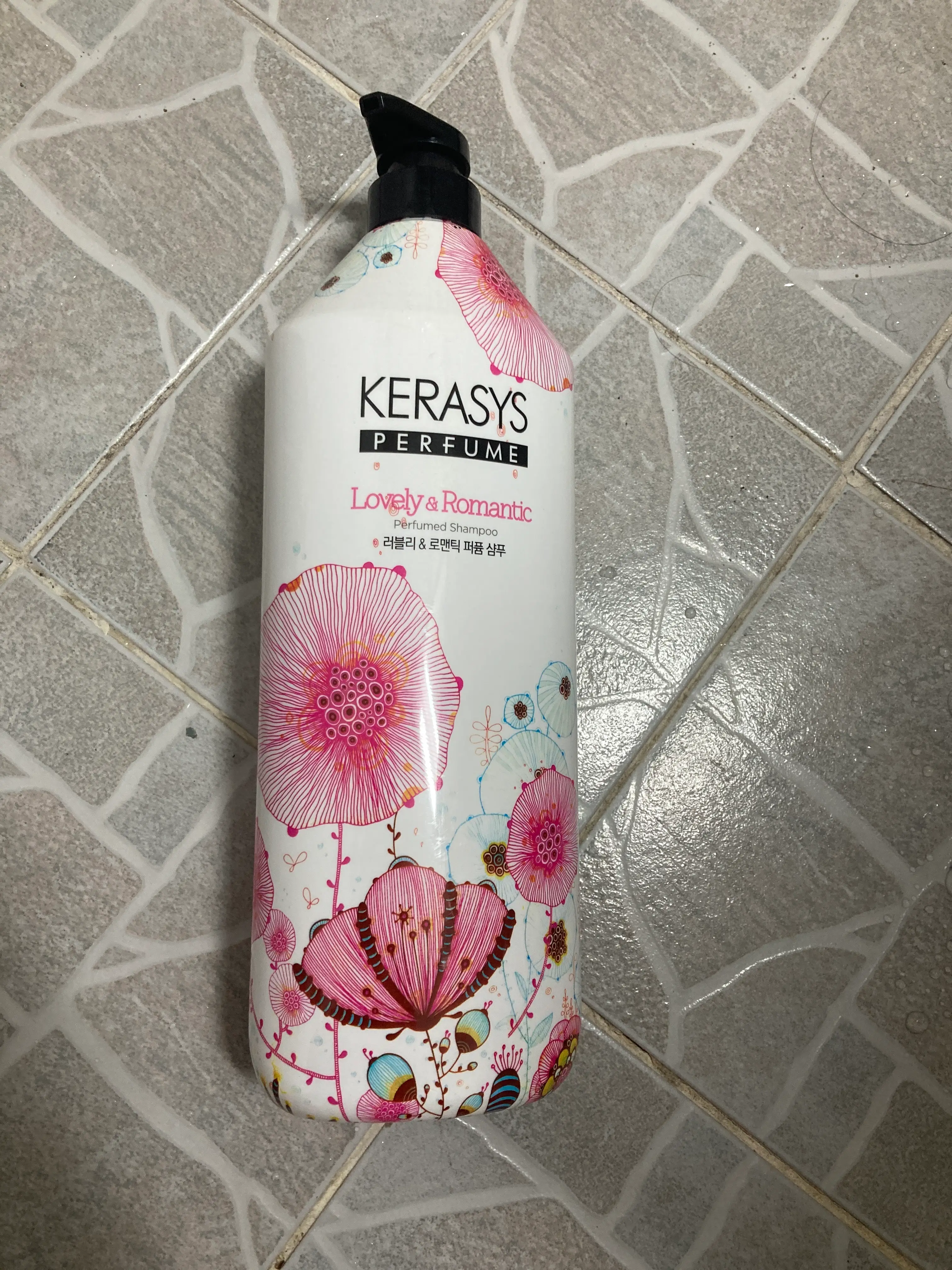 선택된 언니의파우치 리뷰 이미지 - [러블리 앤 로맨틱 퍼퓸 샴푸]