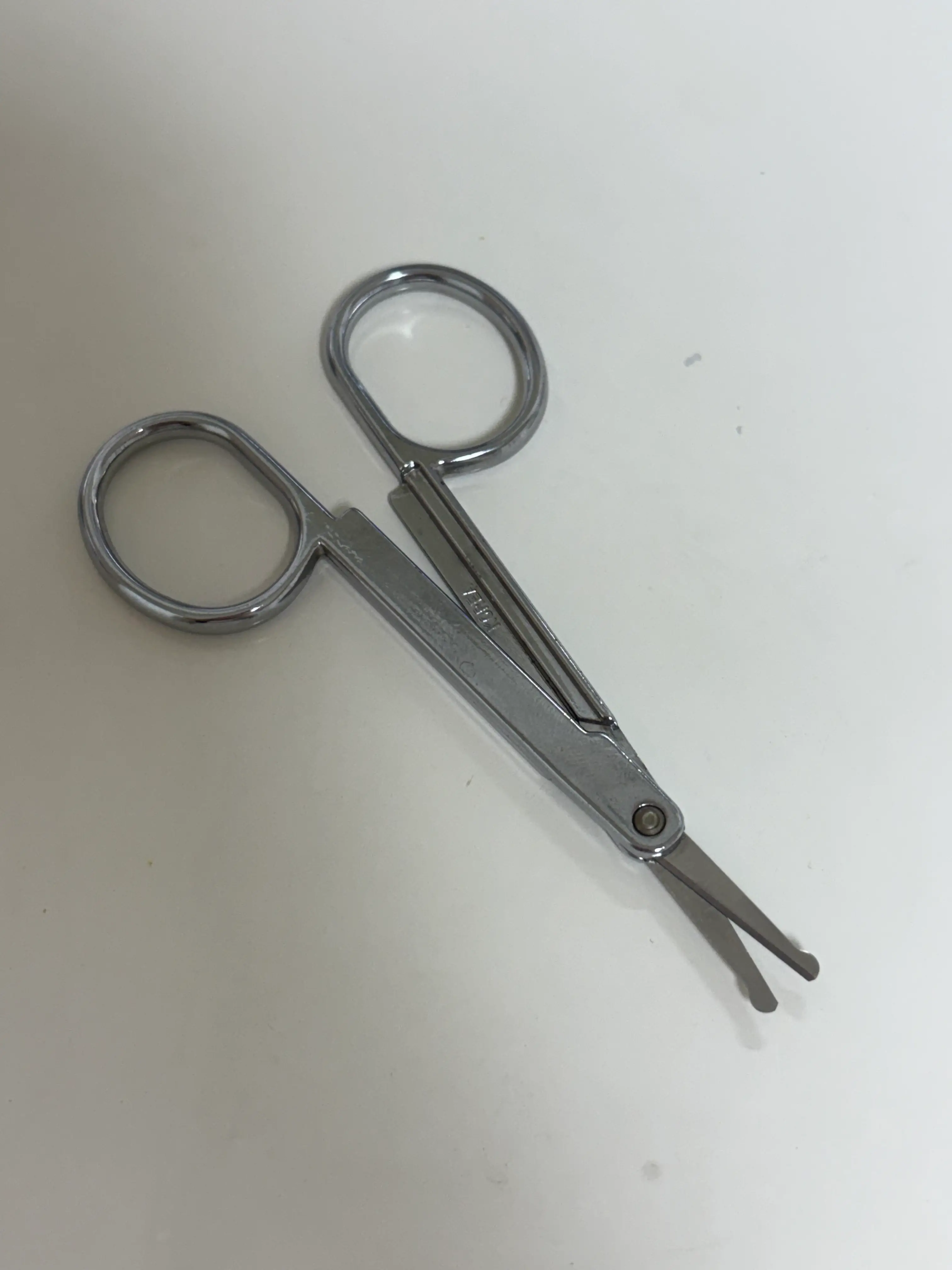 선택된 언니의파우치 리뷰 이미지 - [코털가위]