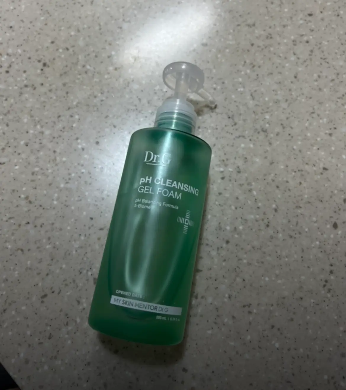 선택된 언니의파우치 리뷰 이미지 - [약산성 클렌징 젤 폼]