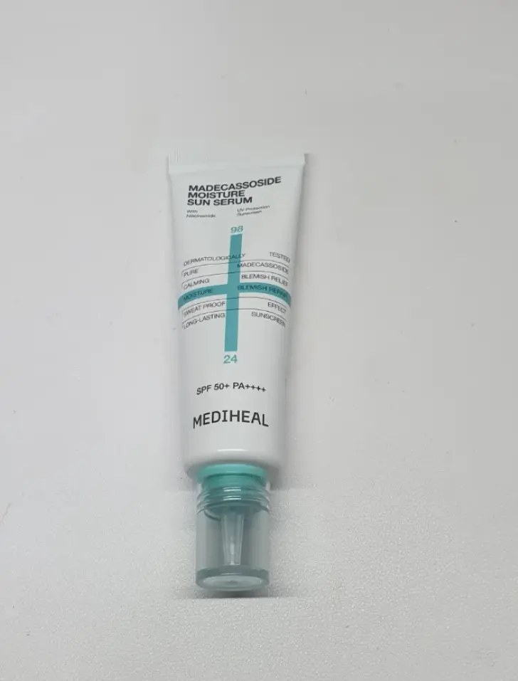 선택된 언니의파우치 리뷰 이미지 - [마데카소사이드 수분 선세럼 흔적 리페어]