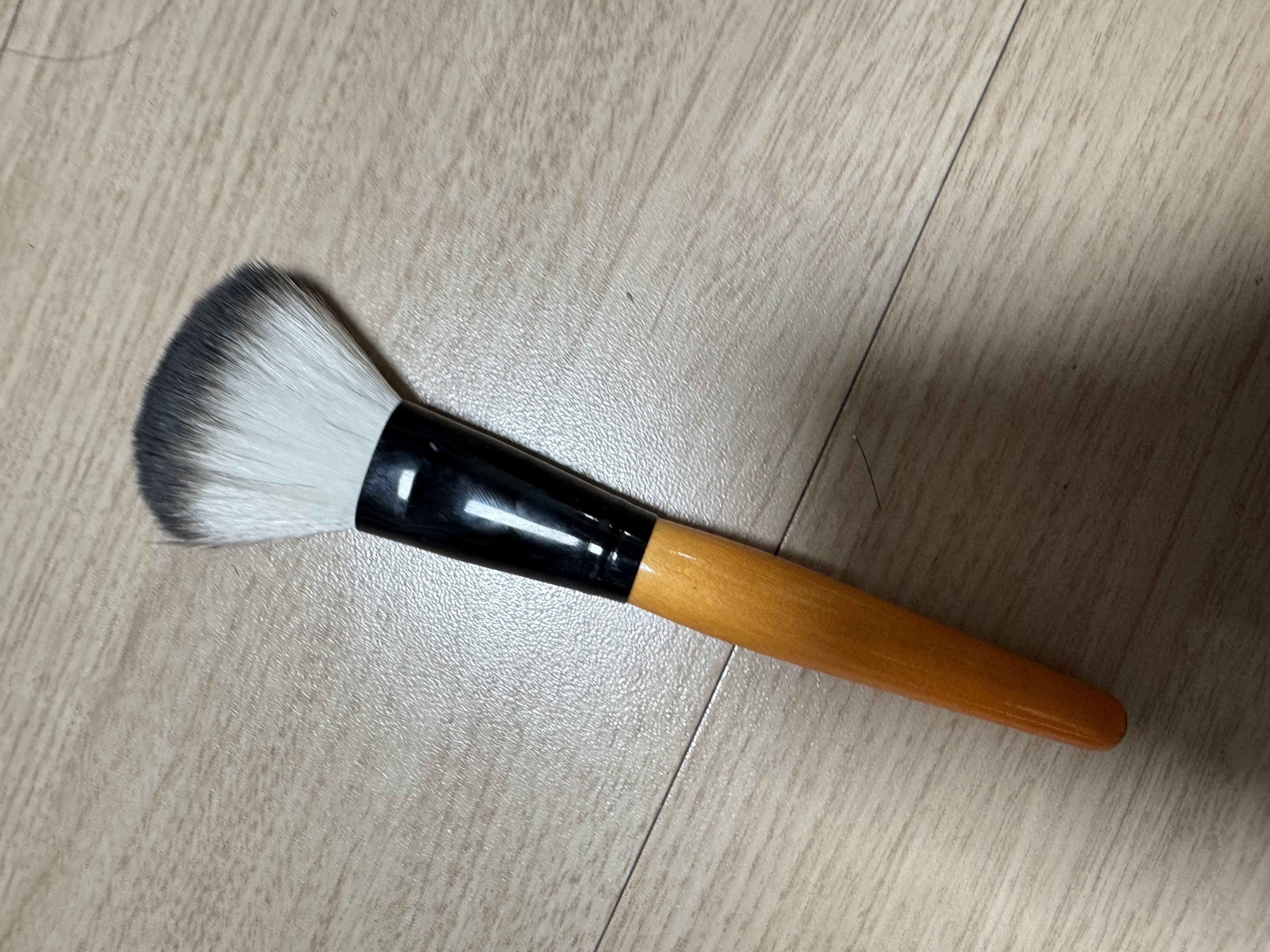 선택된 언니의파우치 리뷰 이미지 - [뷰티 파우더 브러시]