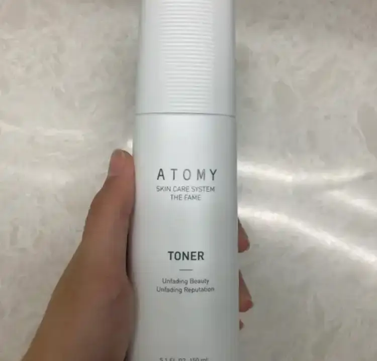 선택된 언니의파우치 리뷰 이미지 - [더페임 토너]