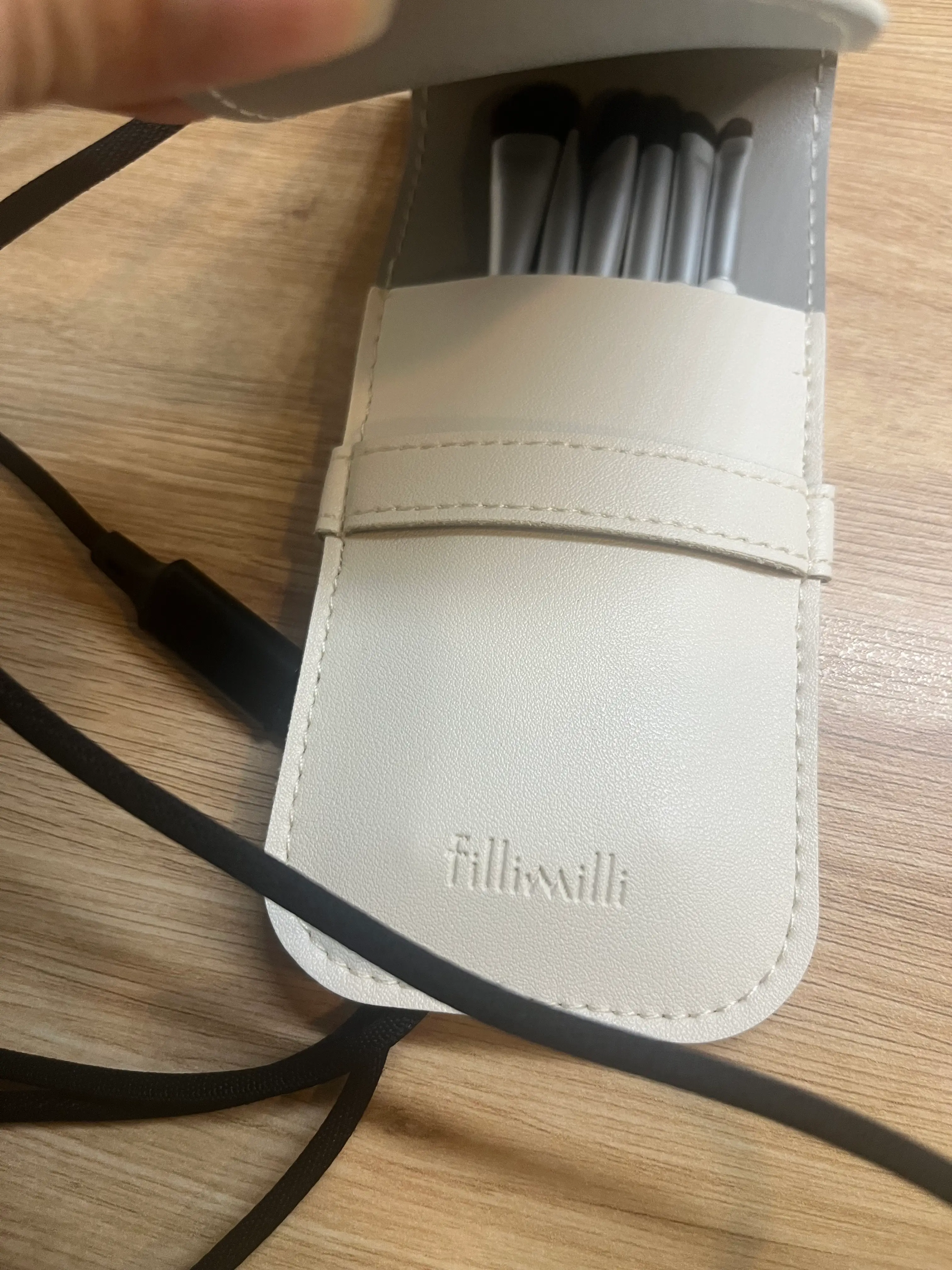 선택된 언니의파우치 리뷰 이미지 - [아이 메이크업 브러시 6종 키트]