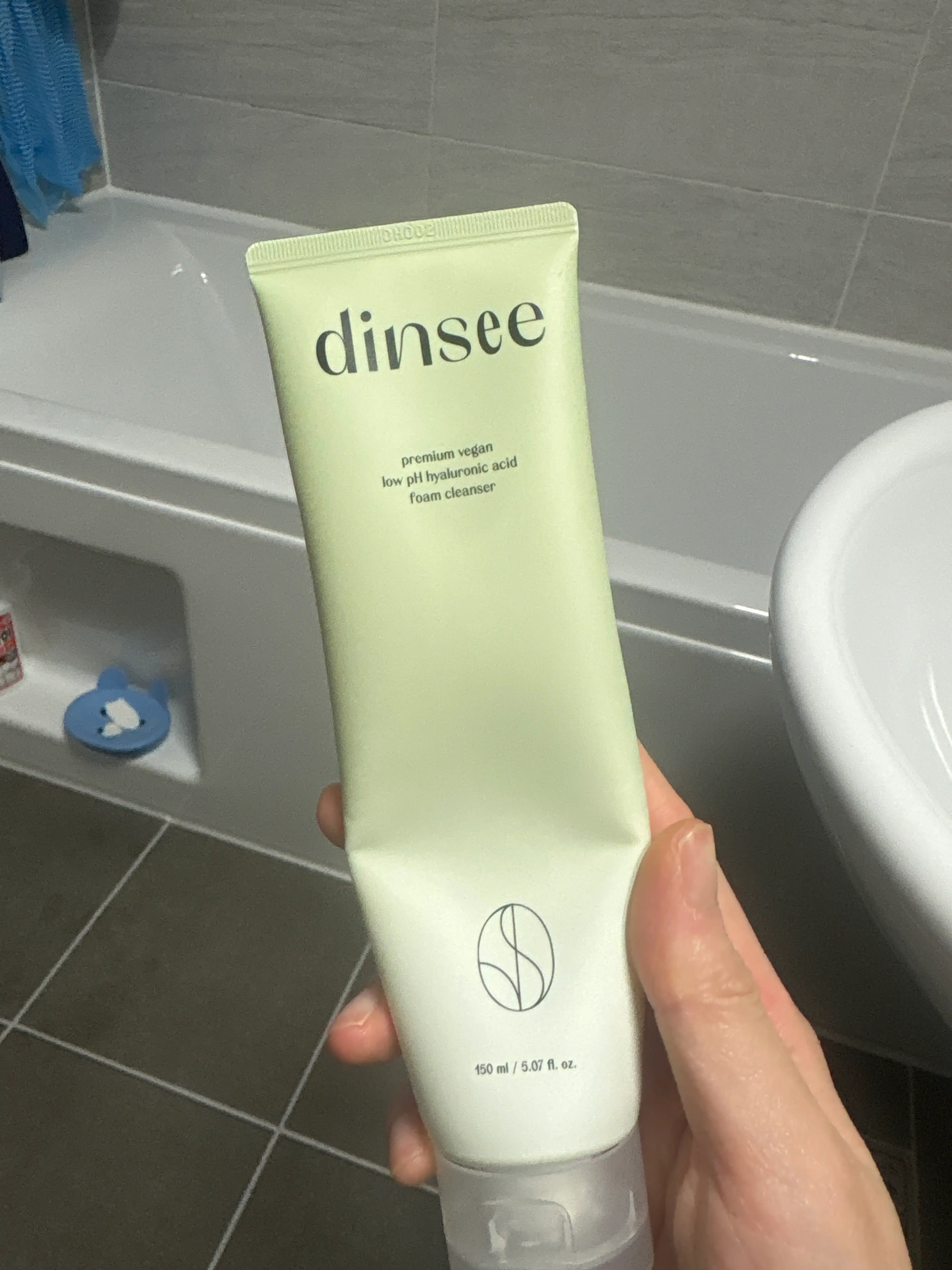 선택된 언니의파우치 리뷰 이미지 - [프리미엄 비건 약산성 히알루론산 폼클렌저]