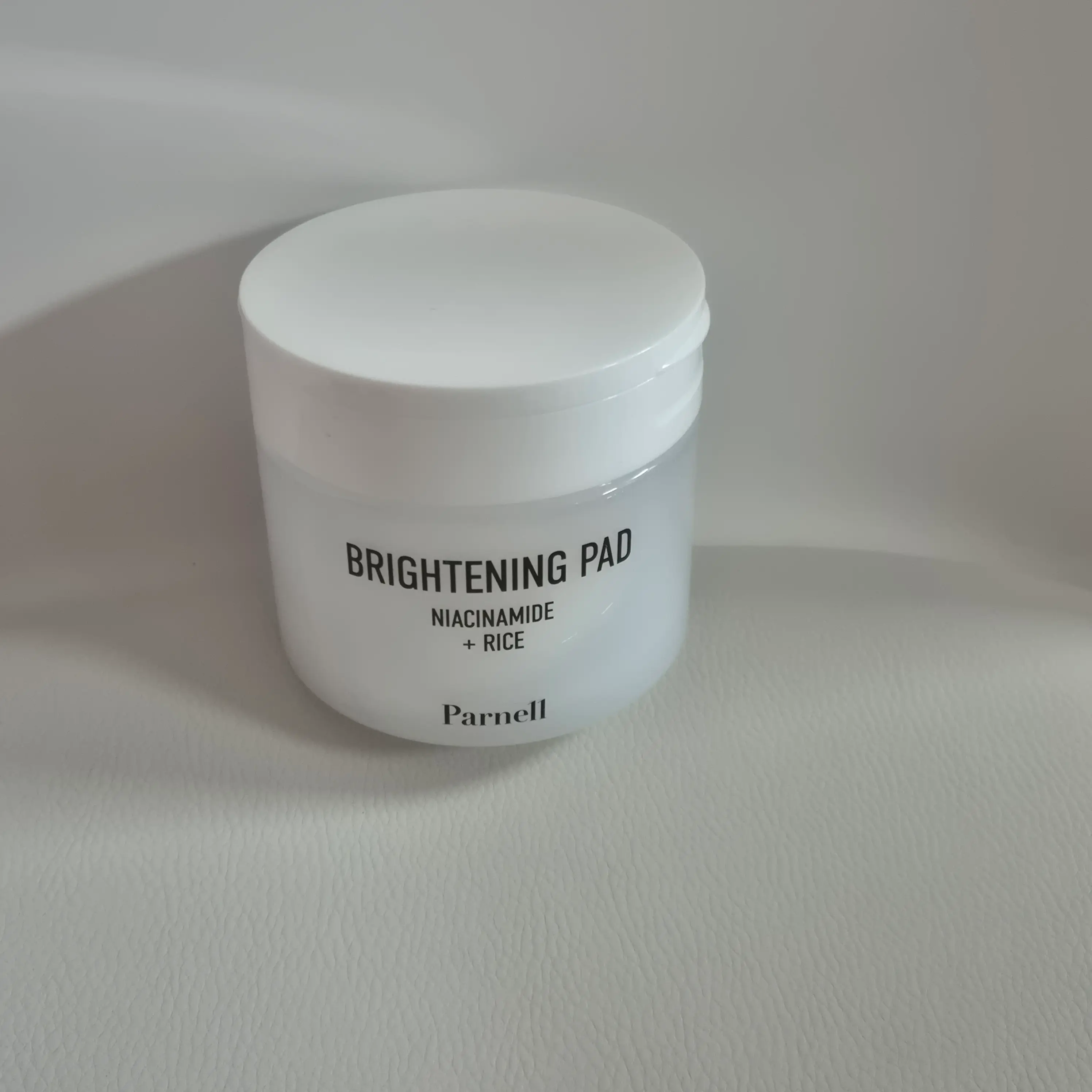 선택된 언니의파우치 리뷰 이미지 - [나이아신아마이드라이스 브라이트닝 패드 ]