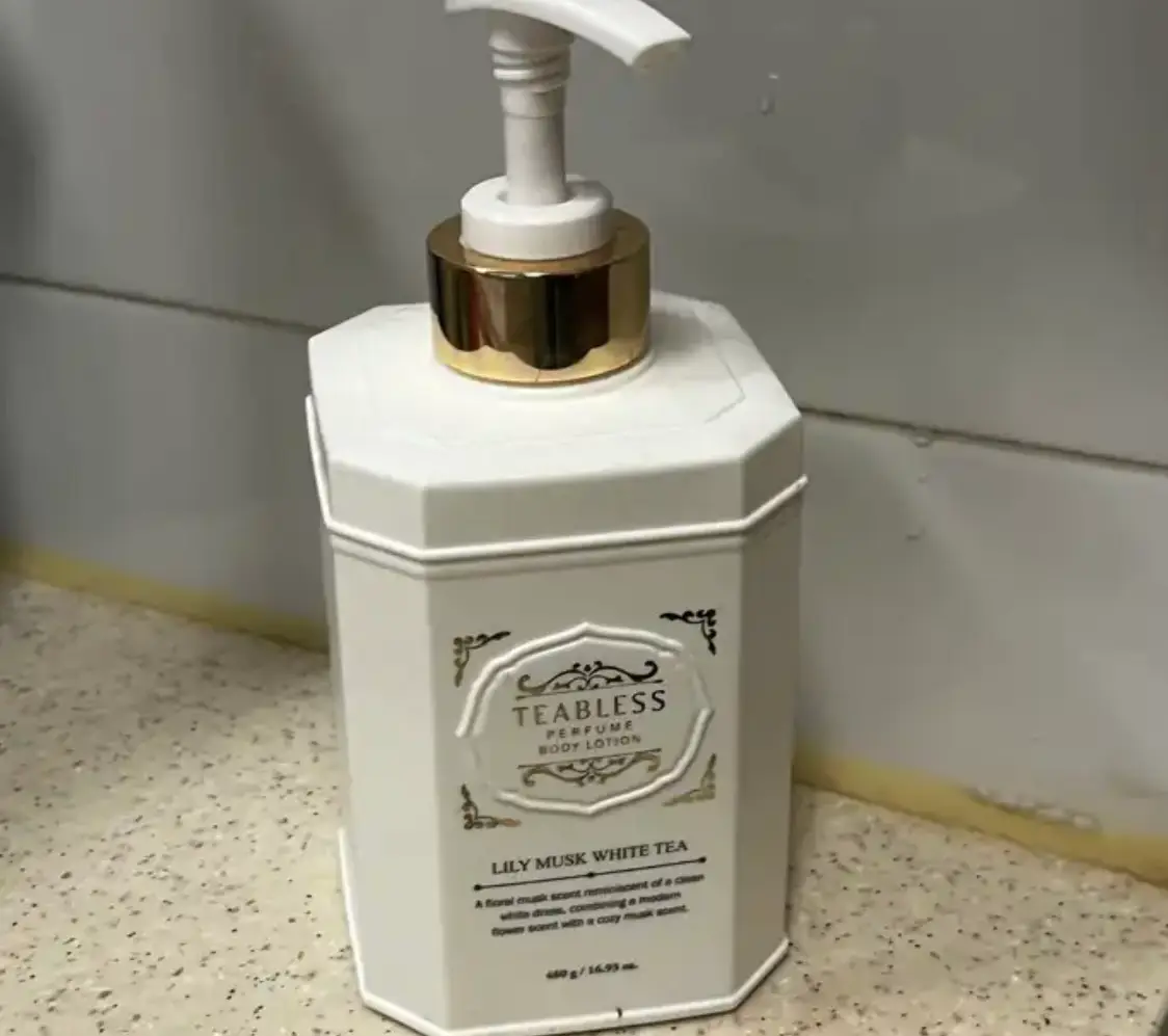 선택된 언니의파우치 리뷰 이미지 - [퍼퓸 바디로션 릴리 머스크 화이트티향]