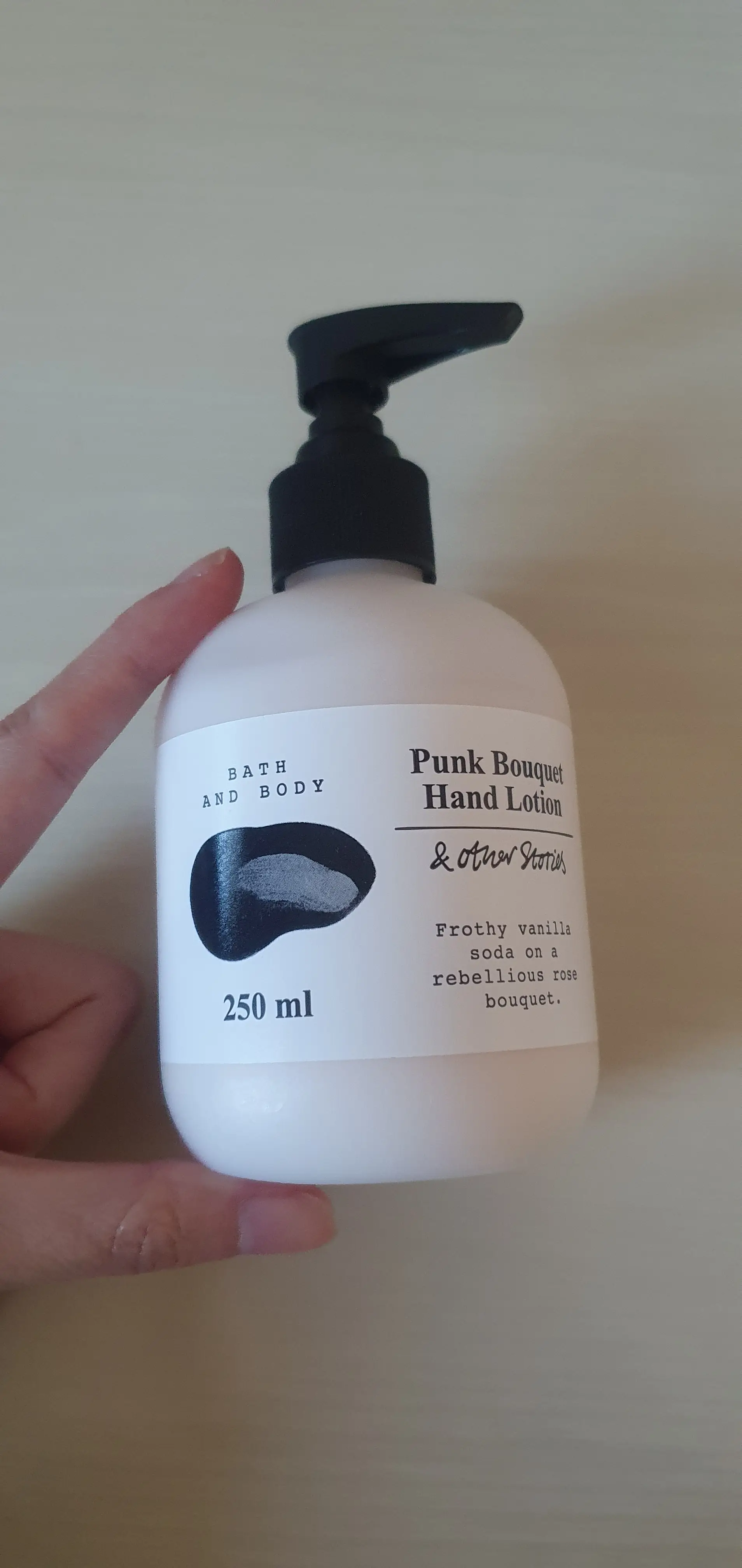 선택된 언니의파우치 리뷰 이미지 - [핸드로션 [펑크 부케]]