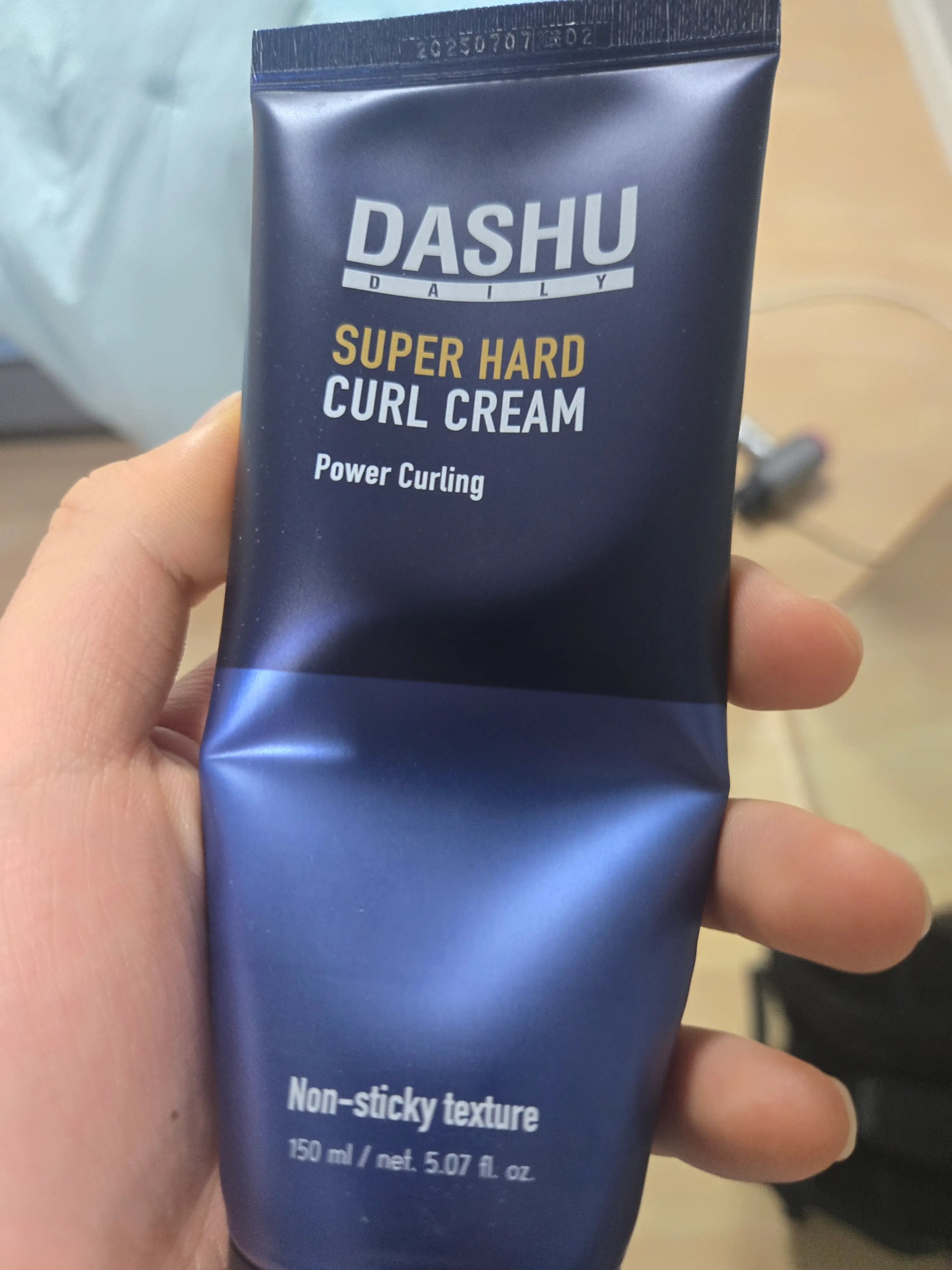 선택된 언니의파우치 리뷰 이미지 - [데일리 슈퍼 하드 컬크림]