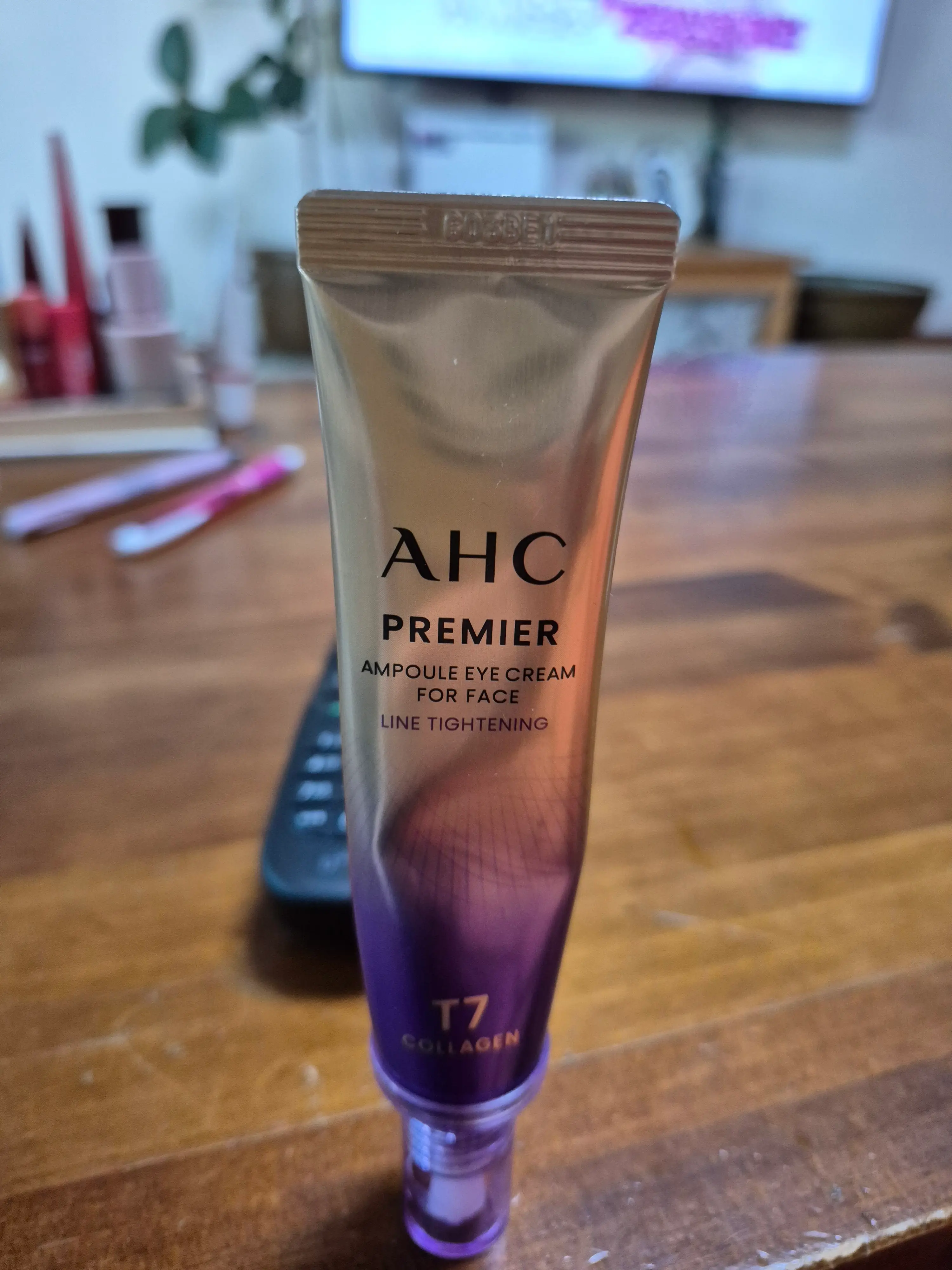 선택된 언니의파우치 리뷰 이미지 - [프리미어 앰플 아이크림 포 페이스 라인 타이트닝]